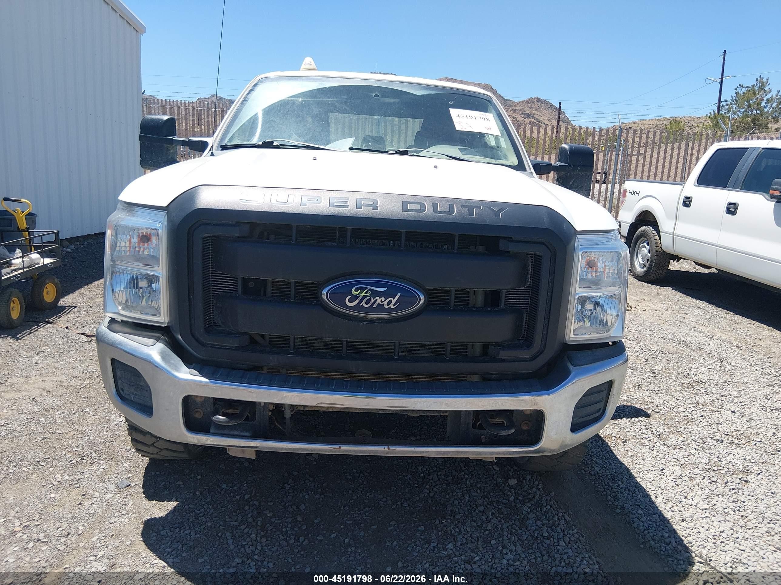 2012 Ford F-250 Xl Белый vin: 1FT7W2B65CEC06061