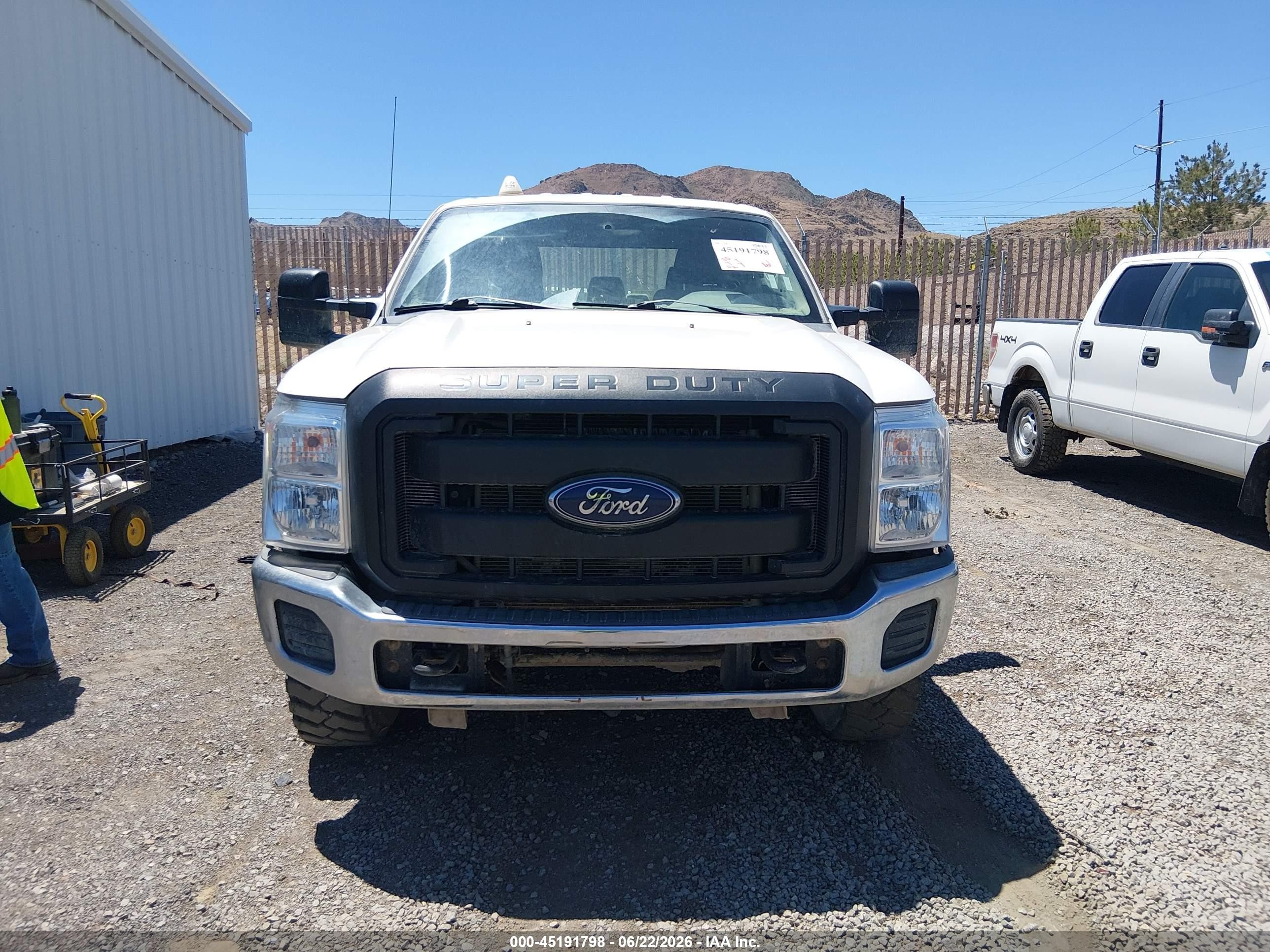 2012 Ford F-250 Xl Белый vin: 1FT7W2B65CEC06061