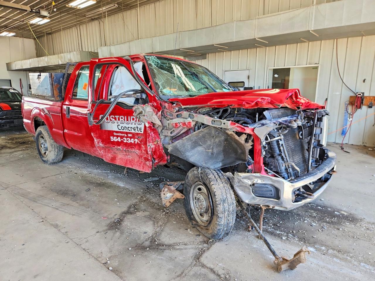 2013 Ford F250 Super Duty Red vin: 1FT7W2B65DEB77100