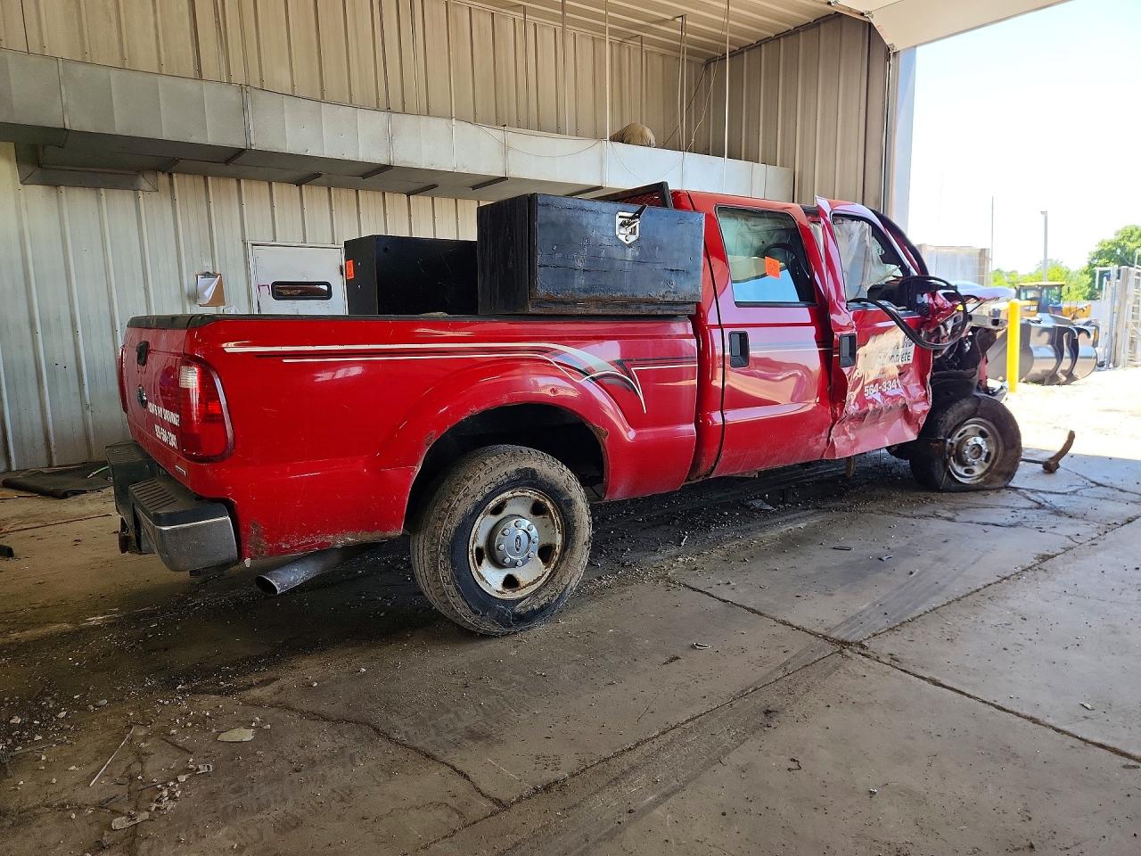 2013 Ford F250 Super Duty Red vin: 1FT7W2B65DEB77100