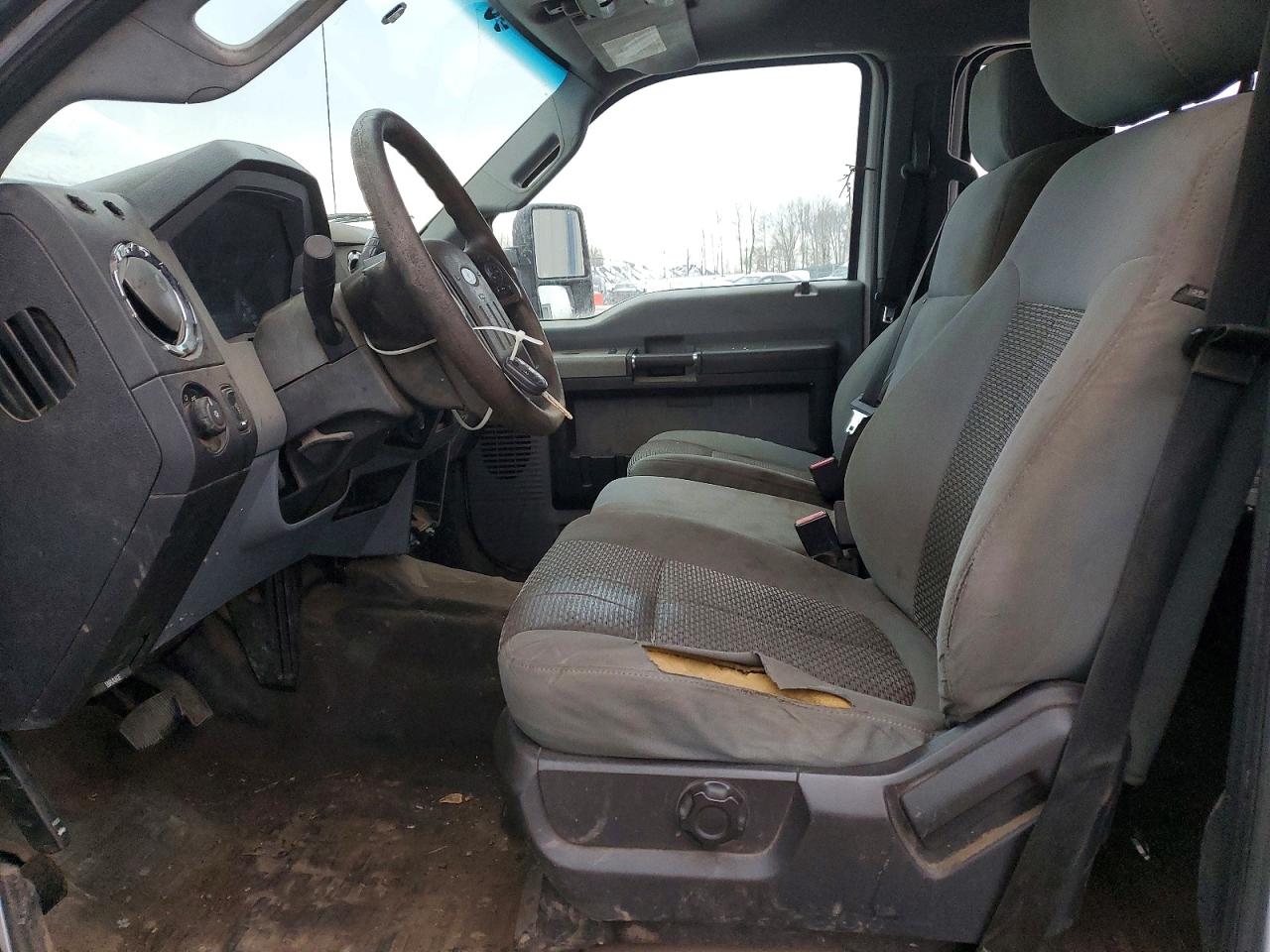 2014 Ford F250 Super Duty White vin: 1FT7W2B65EEA18448