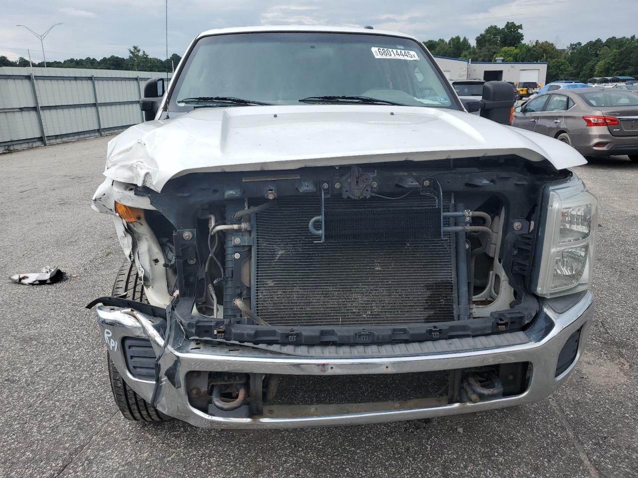 2015 Ford F250 Super Duty Белый vin: 1FT7W2B65FEA52309