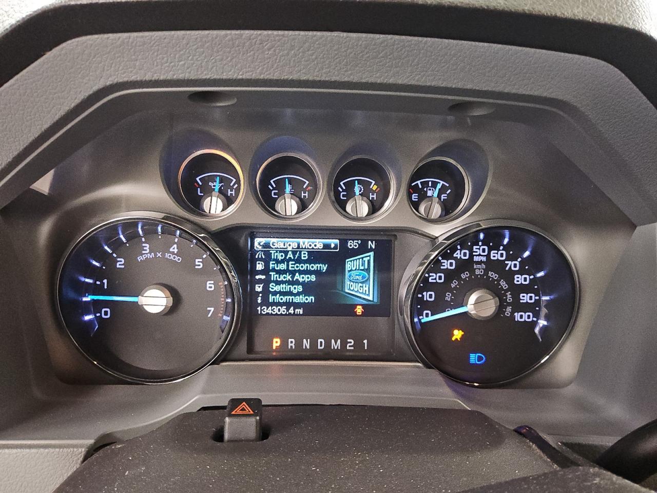 2015 Ford F250 Super Duty Gray vin: 1FT7W2B65FED10702 Damage: Warning Light - Air Bag, On, Unacceptable