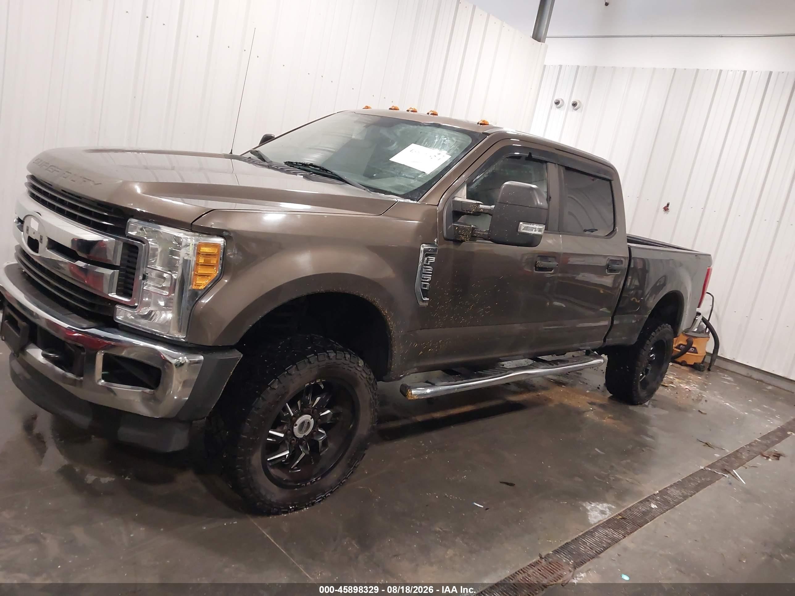 2017 Ford F-250 Xl Brown vin: 1FT7W2B65HED63502