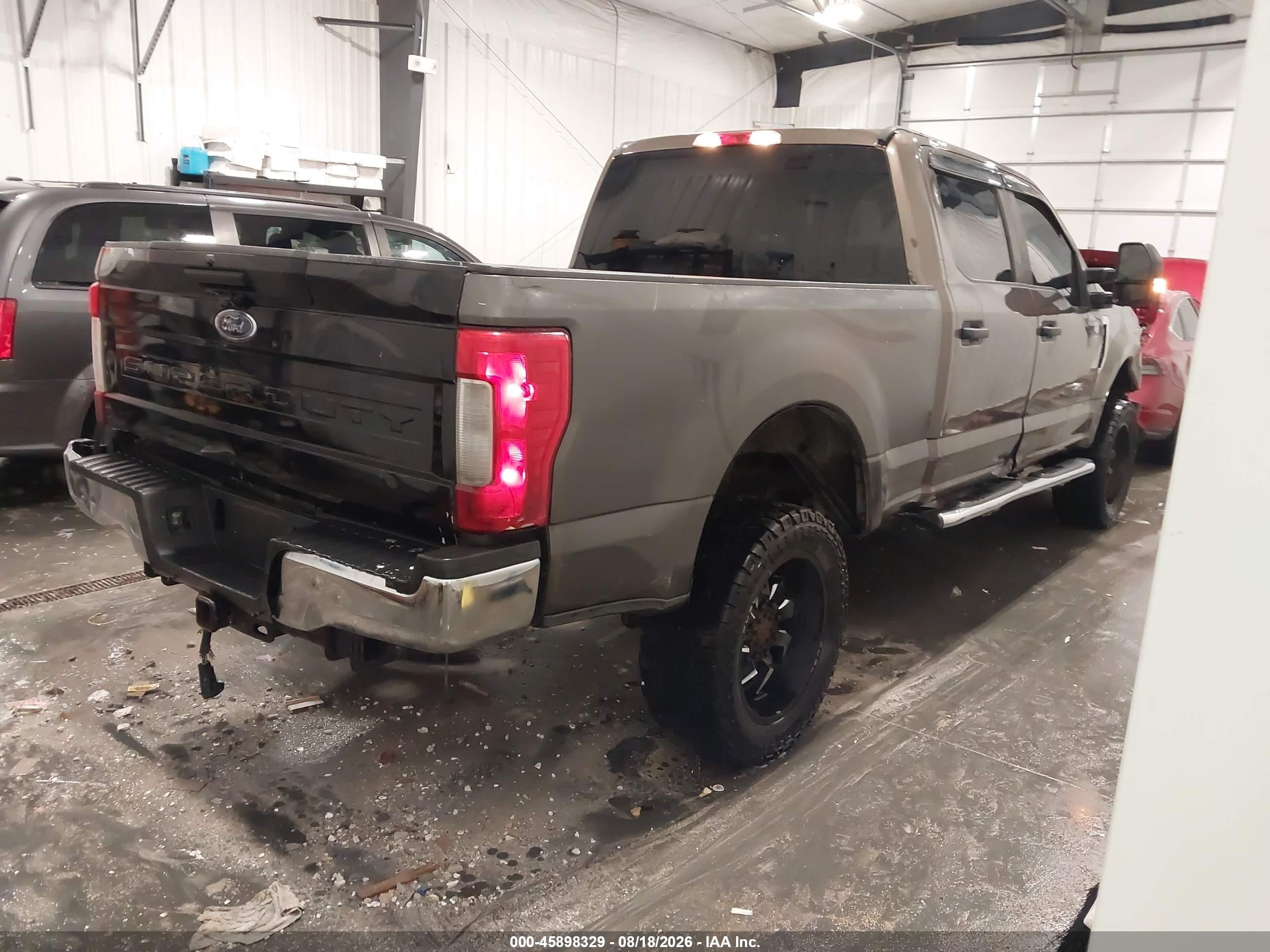 2017 Ford F-250 Xl Brown vin: 1FT7W2B65HED63502