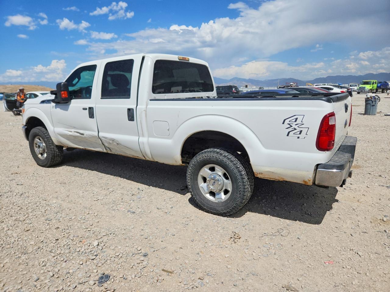 2012 Ford F250 Super Duty White vin: 1FT7W2B66CEC51932