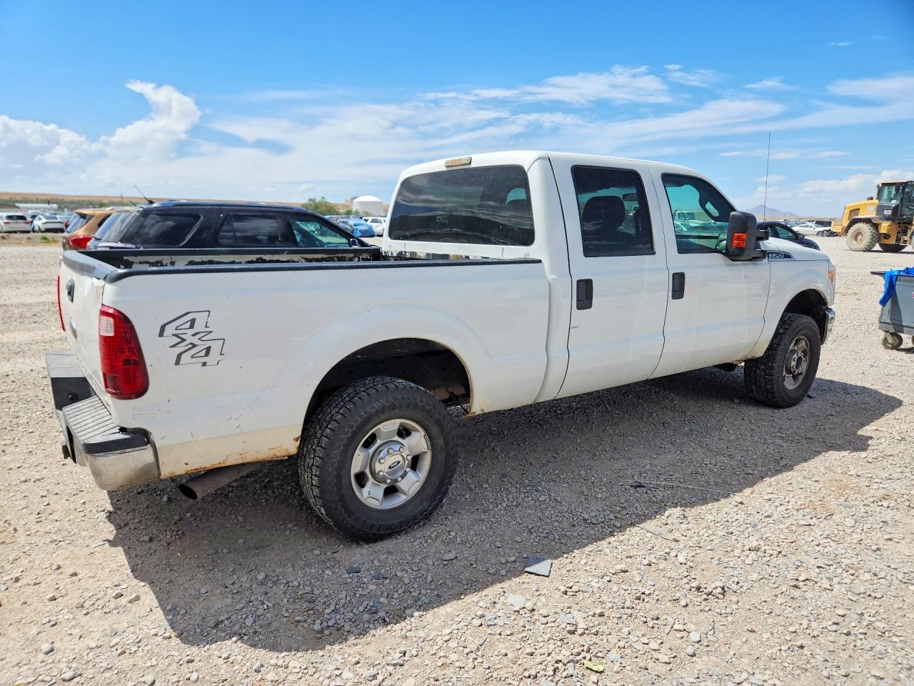 2012 Ford F250 Super Duty White vin: 1FT7W2B66CEC51932