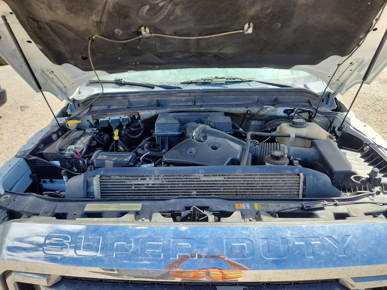 2012 Ford F250 Super Duty White vin: 1FT7W2B66CEC51932