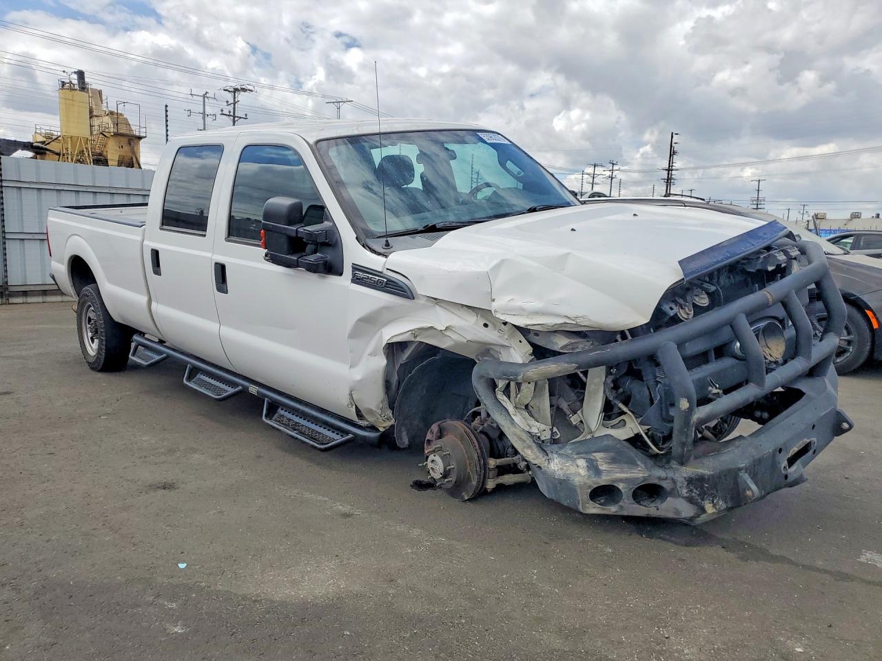 2015 Ford F250 Super Duty White vin: 1FT7W2B66FEA64520