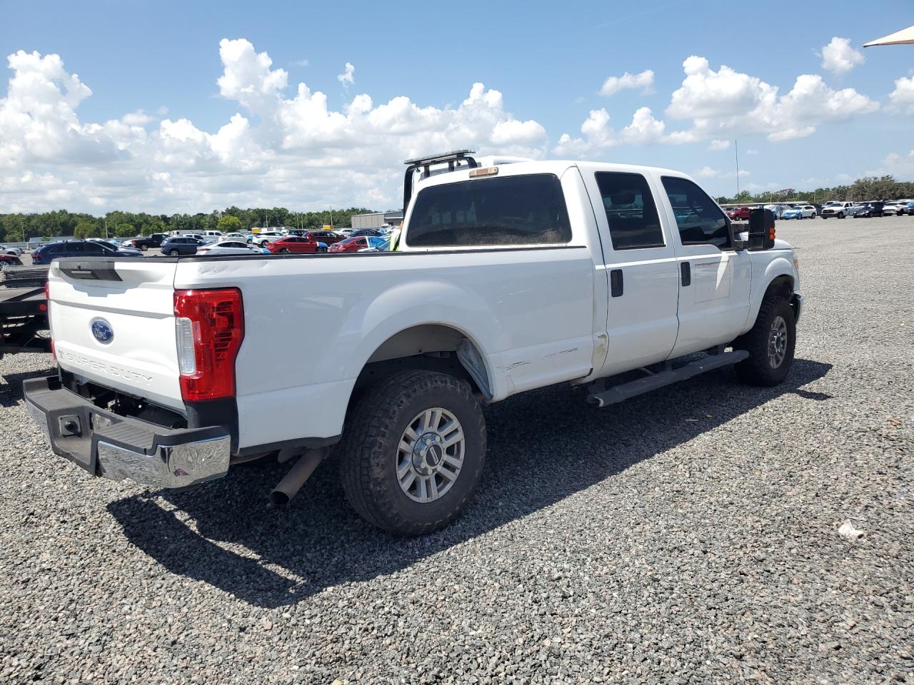 2015 Ford F250 Super Duty White vin: 1FT7W2B66FEB54377