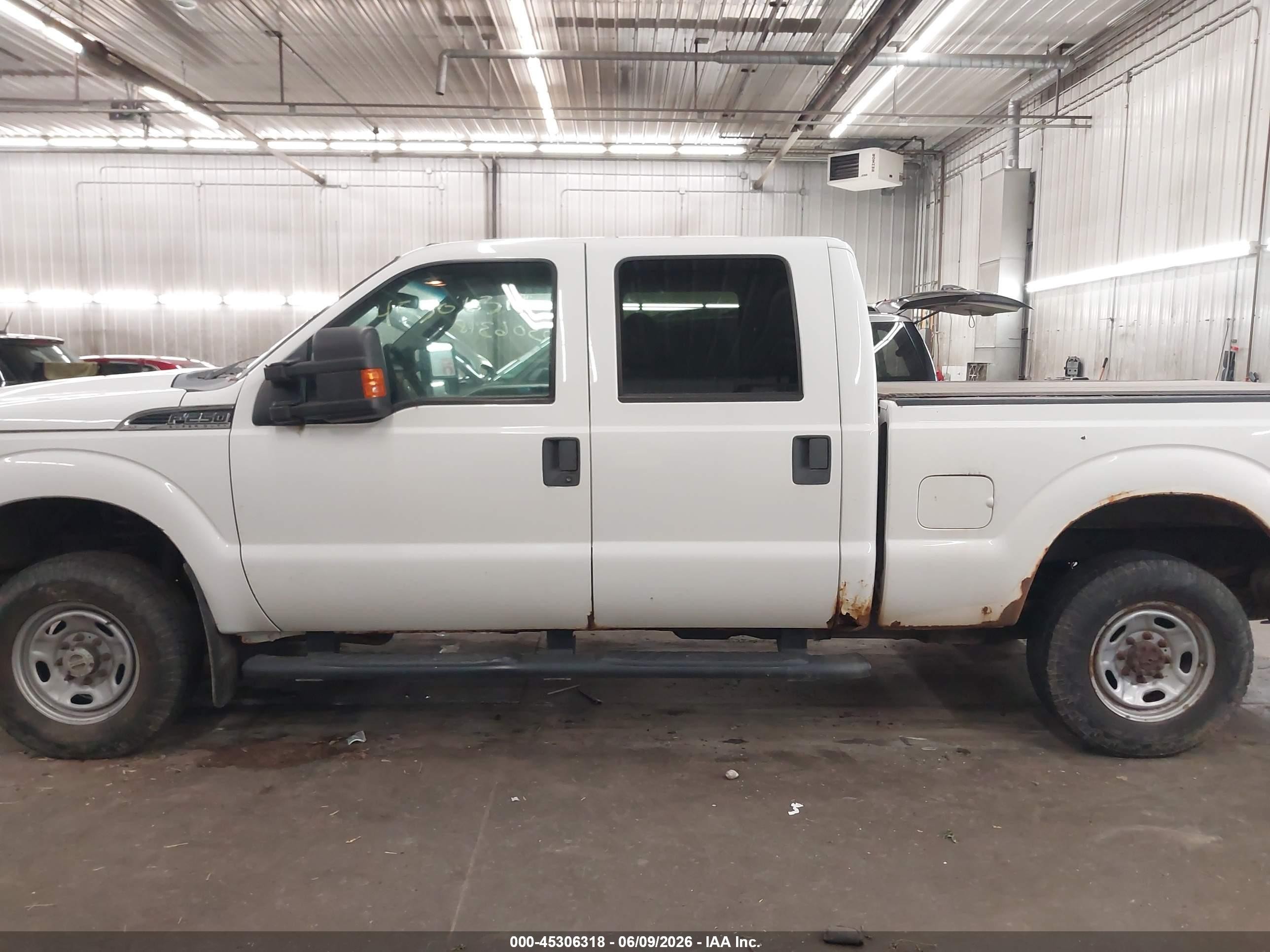 2012 Ford F-250 Xlt White vin: 1FT7W2B67CEA72458