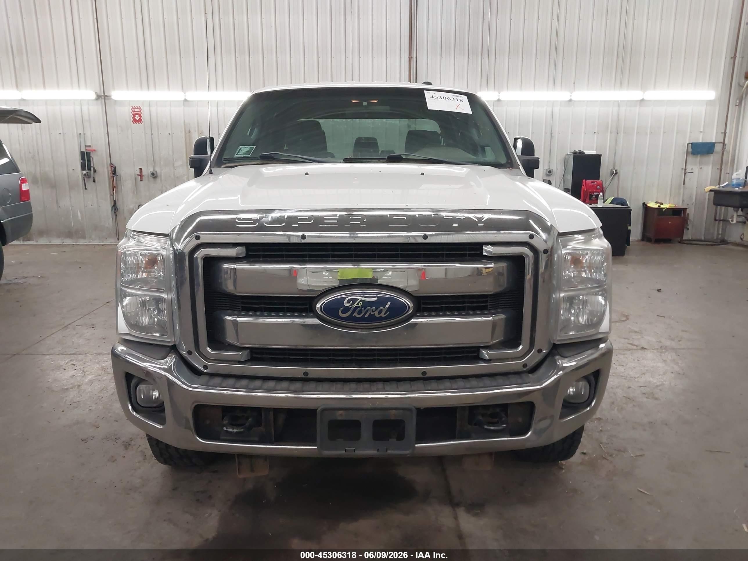 2012 Ford F-250 Xlt White vin: 1FT7W2B67CEA72458