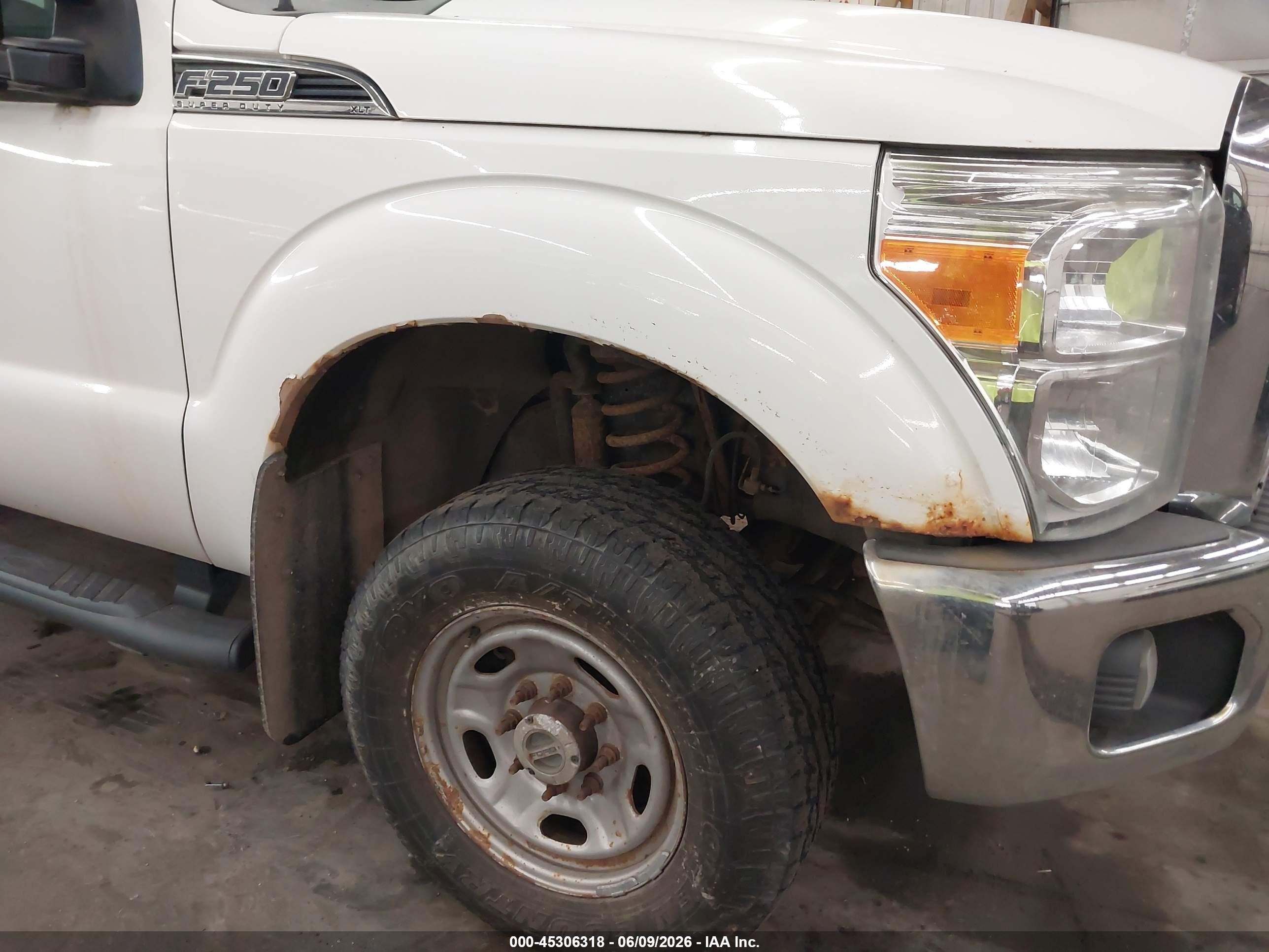 2012 Ford F-250 Xlt White vin: 1FT7W2B67CEA72458