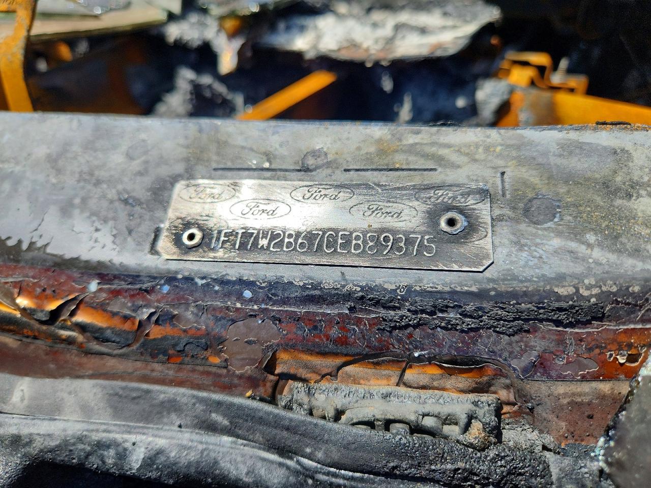 2012 Ford F250 Super Duty Белый vin: 1FT7W2B67CEB89375