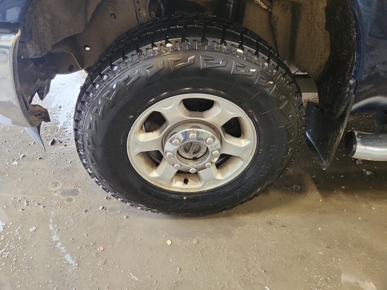 2013 Ford F250 Super Duty Blue vin: 1FT7W2B67DEA40756 Damage: Left Front Wheel, Curb Rash, 1/2 To 1 Inch