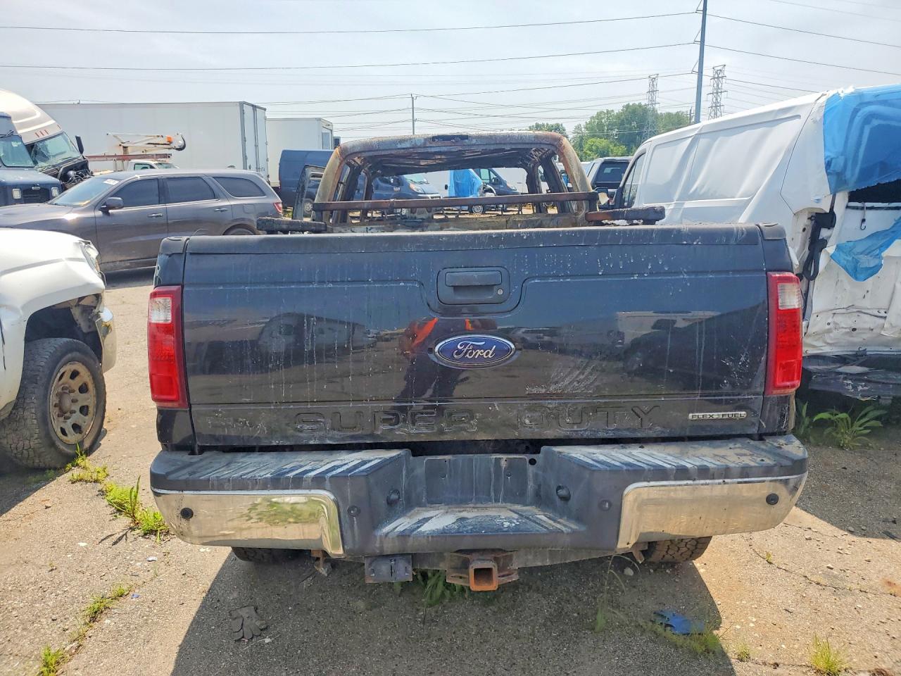 2013 Ford F250 Black vin: 1FT7W2B67DEB91032