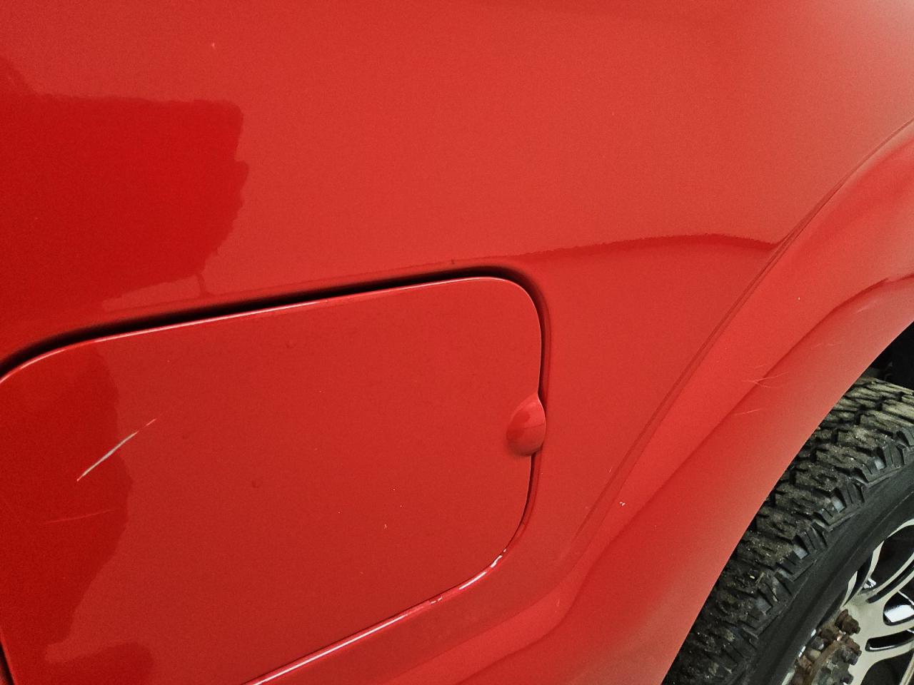 2015 Ford F250 Super Duty Red vin: 1FT7W2B67FEB78493 Damage: Left Bed Side, Heavy Scratch, 3 To 4 Inches