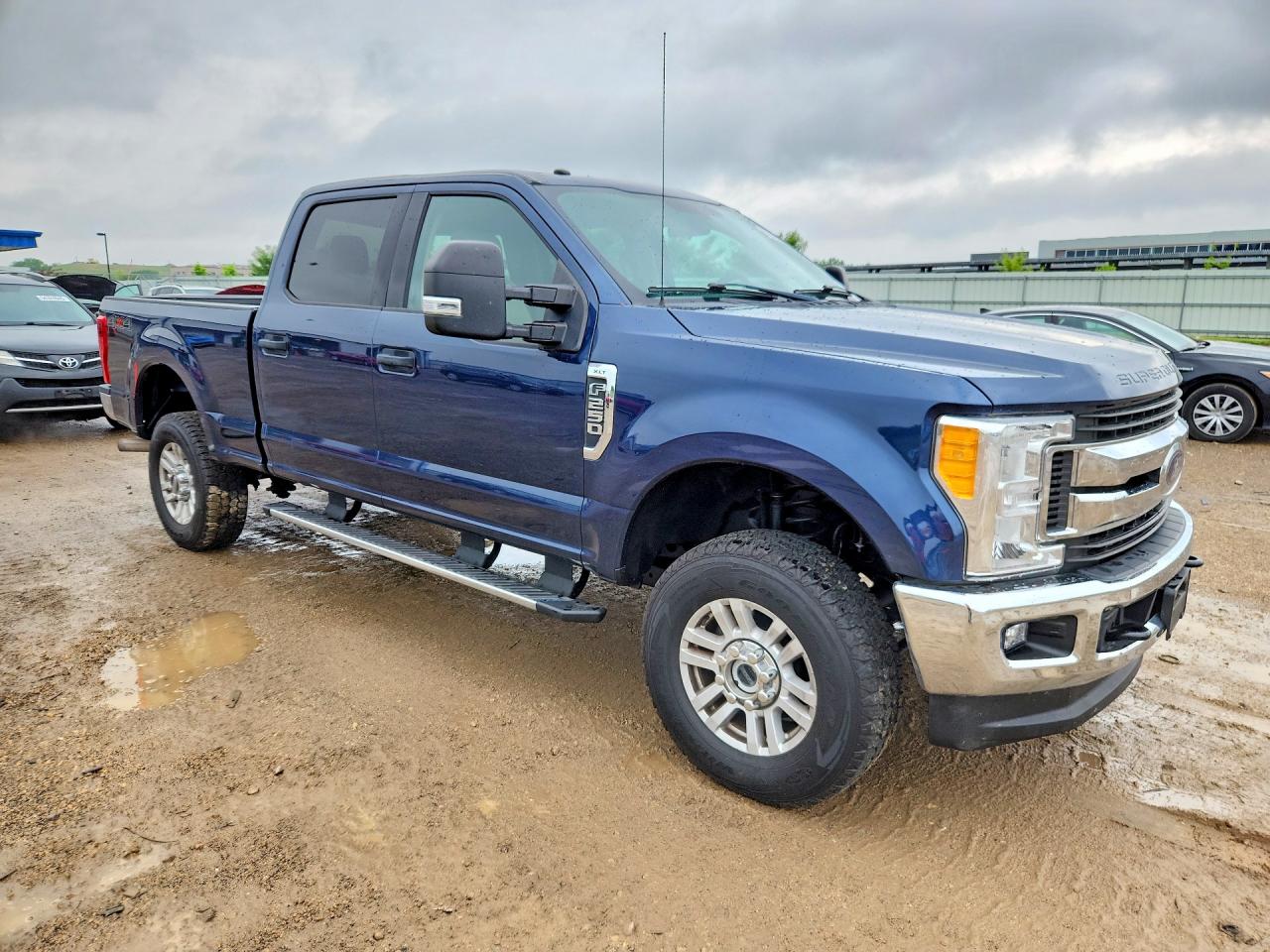 2017 Ford F250 Super Duty Blue vin: 1FT7W2B67HEE56747