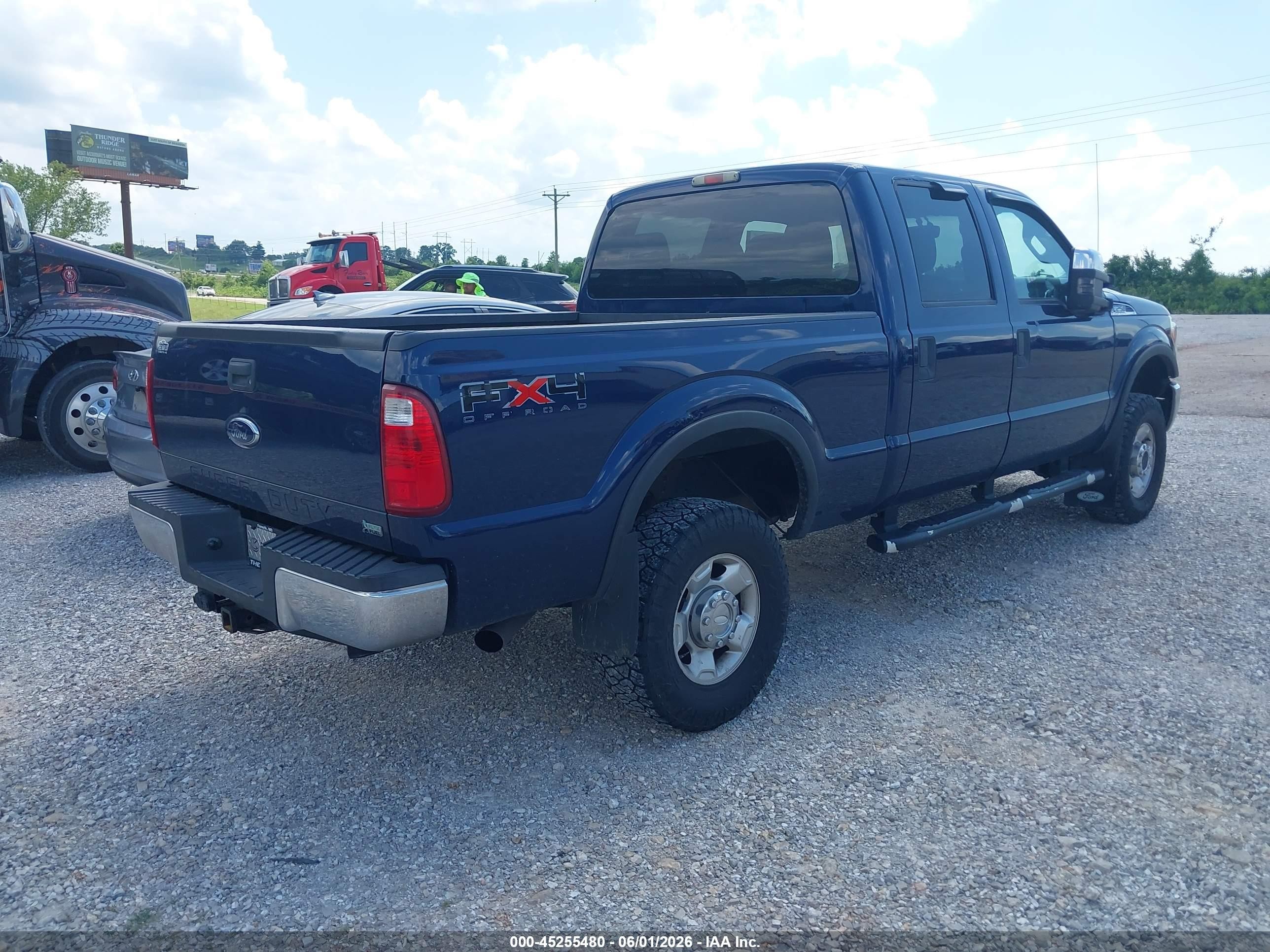2011 Ford F-250 Xlt Dark Blue vin: 1FT7W2B68BEA20559
