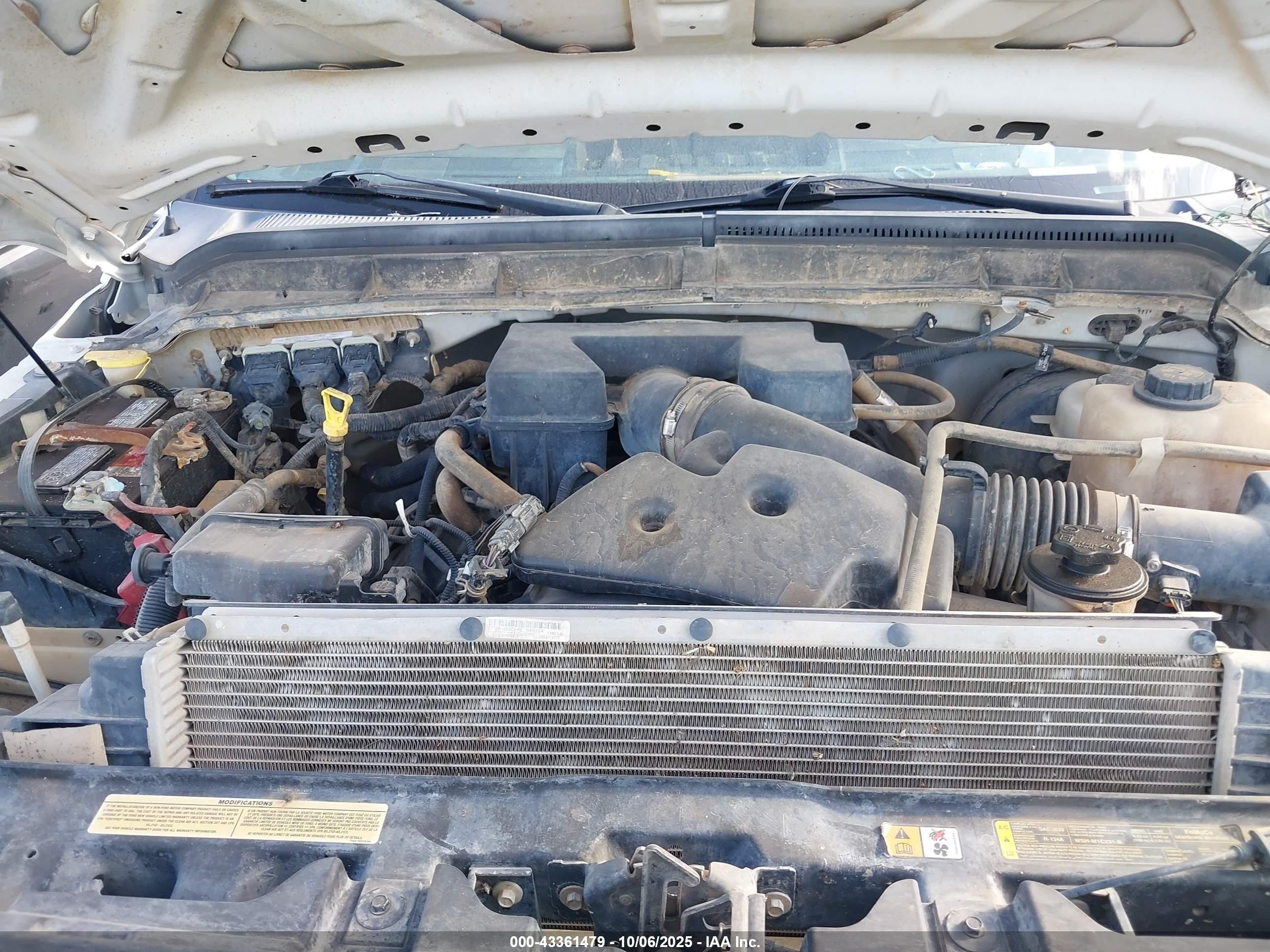 2013 Ford F-250 Xl Белый vin: 1FT7W2B68DEA63429