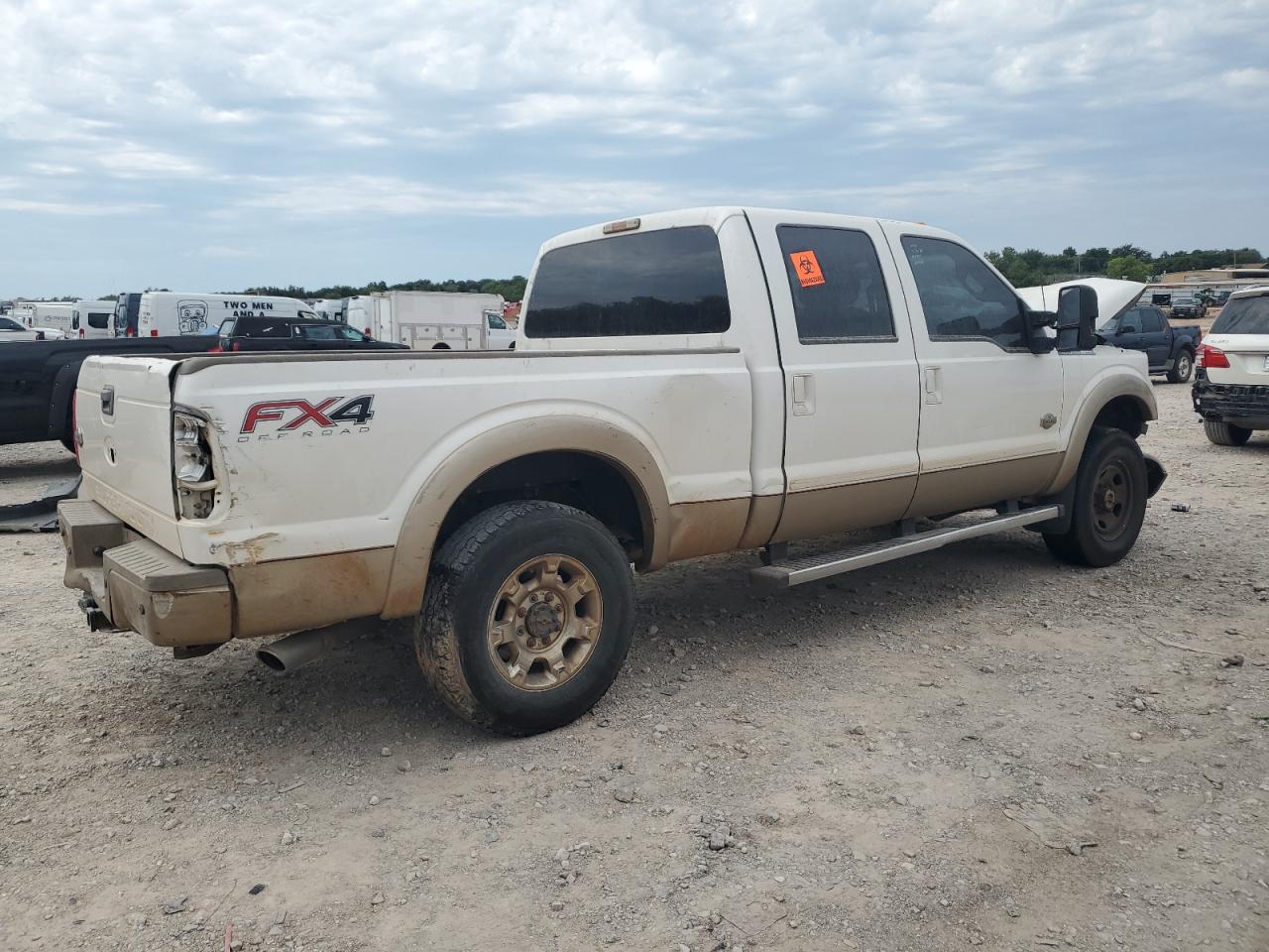 2014 Ford F250 Super Duty White vin: 1FT7W2B68EEB06460