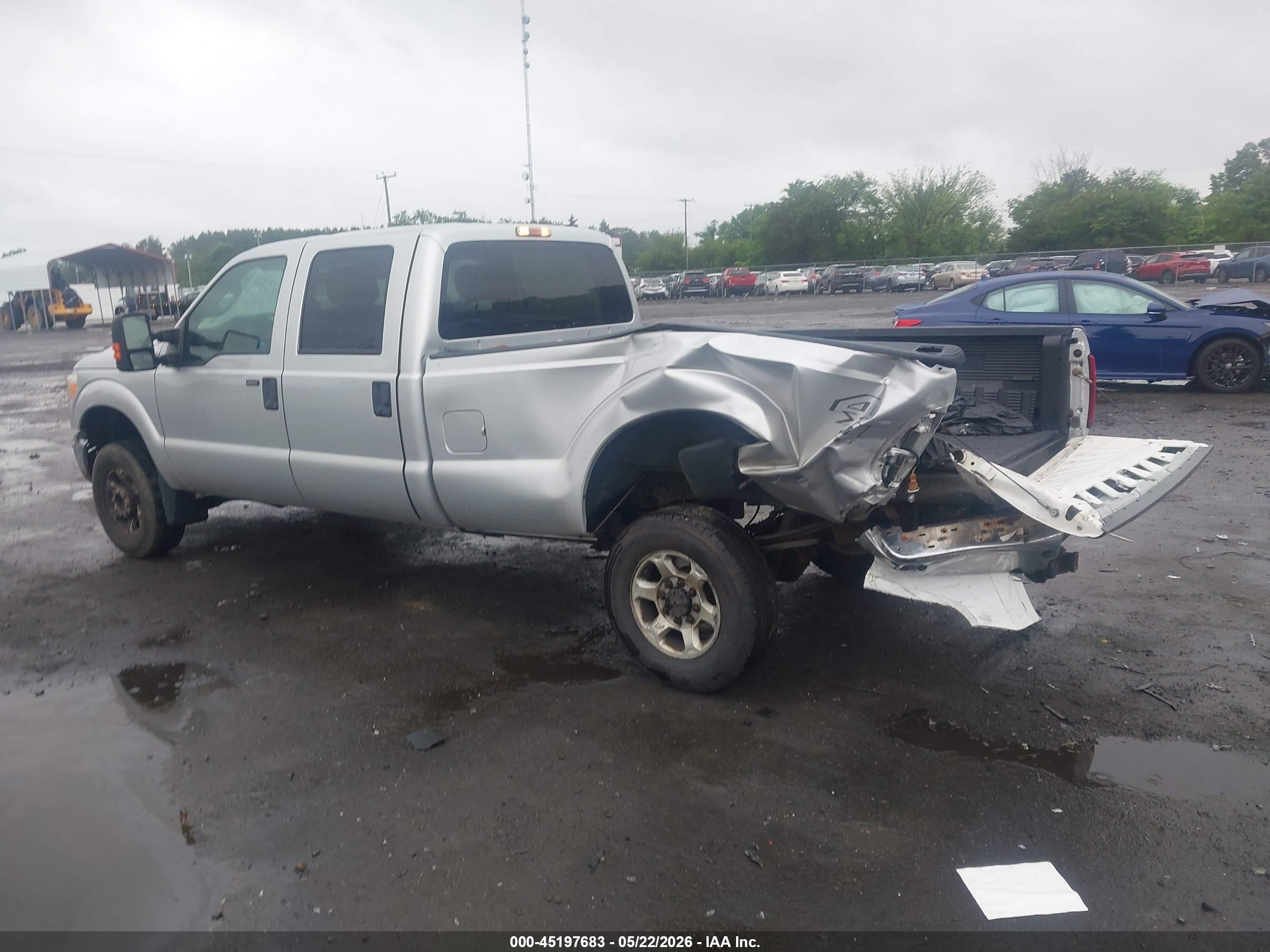 2014 Ford F-250 Xlt Серебряный vin: 1FT7W2B68EEB09746