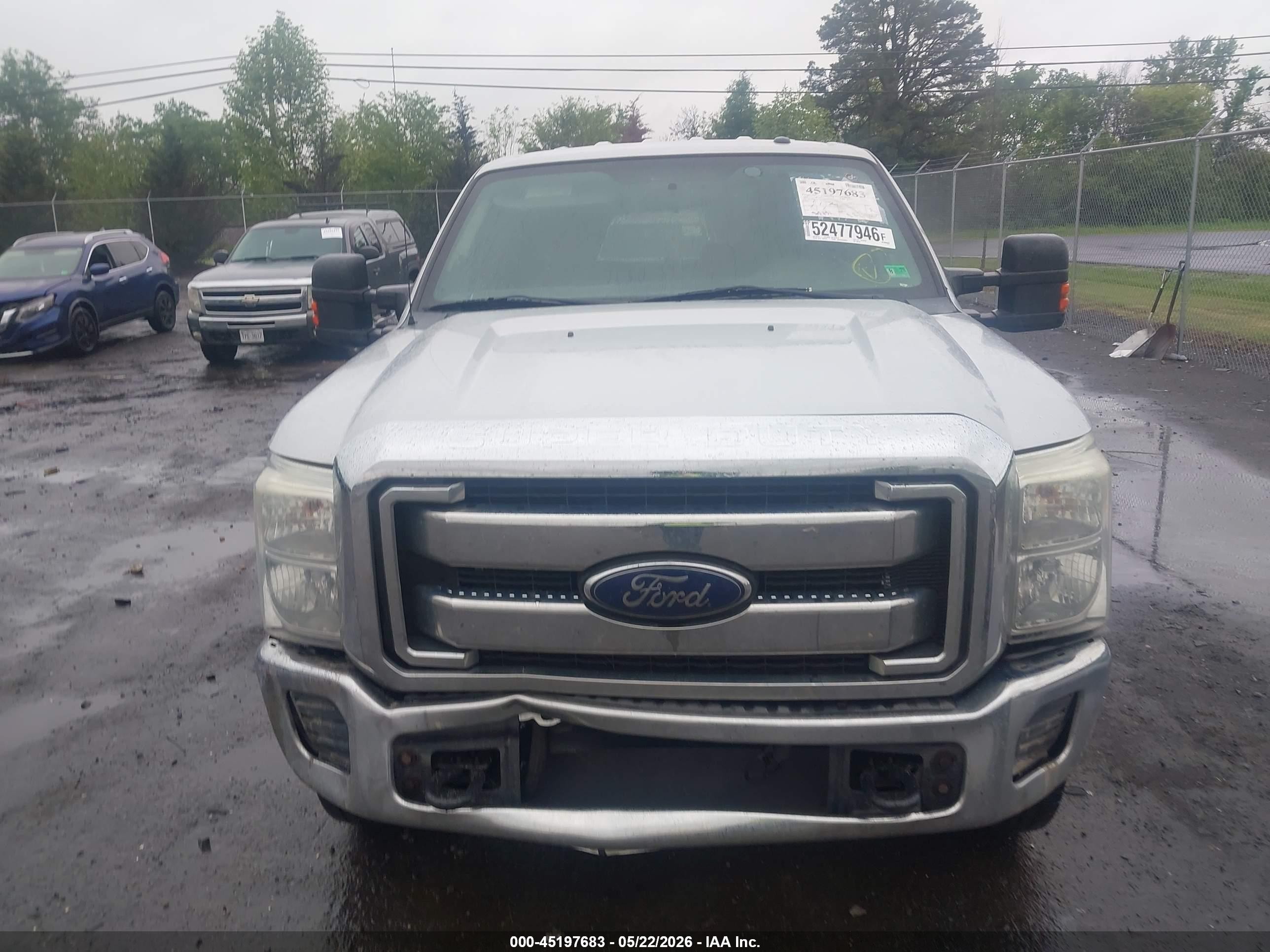 2014 Ford F-250 Xlt Серебряный vin: 1FT7W2B68EEB09746