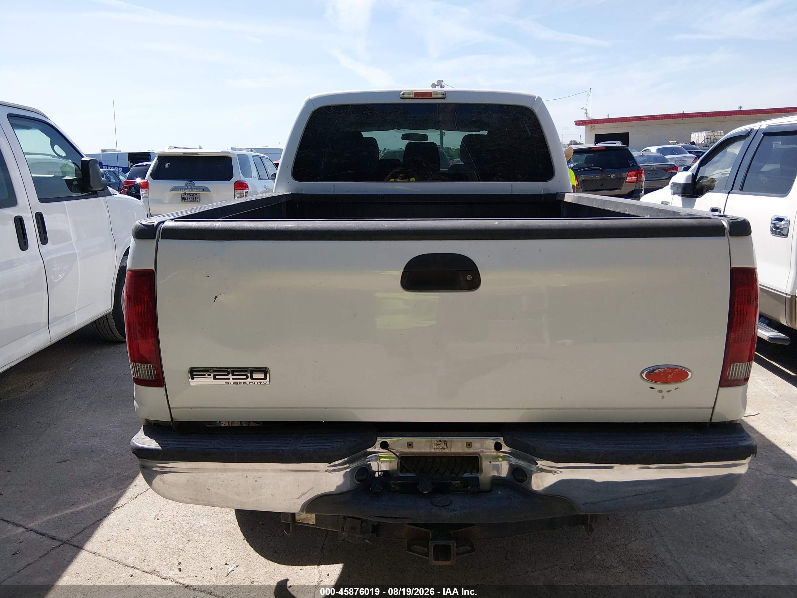 2015 Ford F-250 Xlt Белый vin: 1FT7W2B68FEB21896