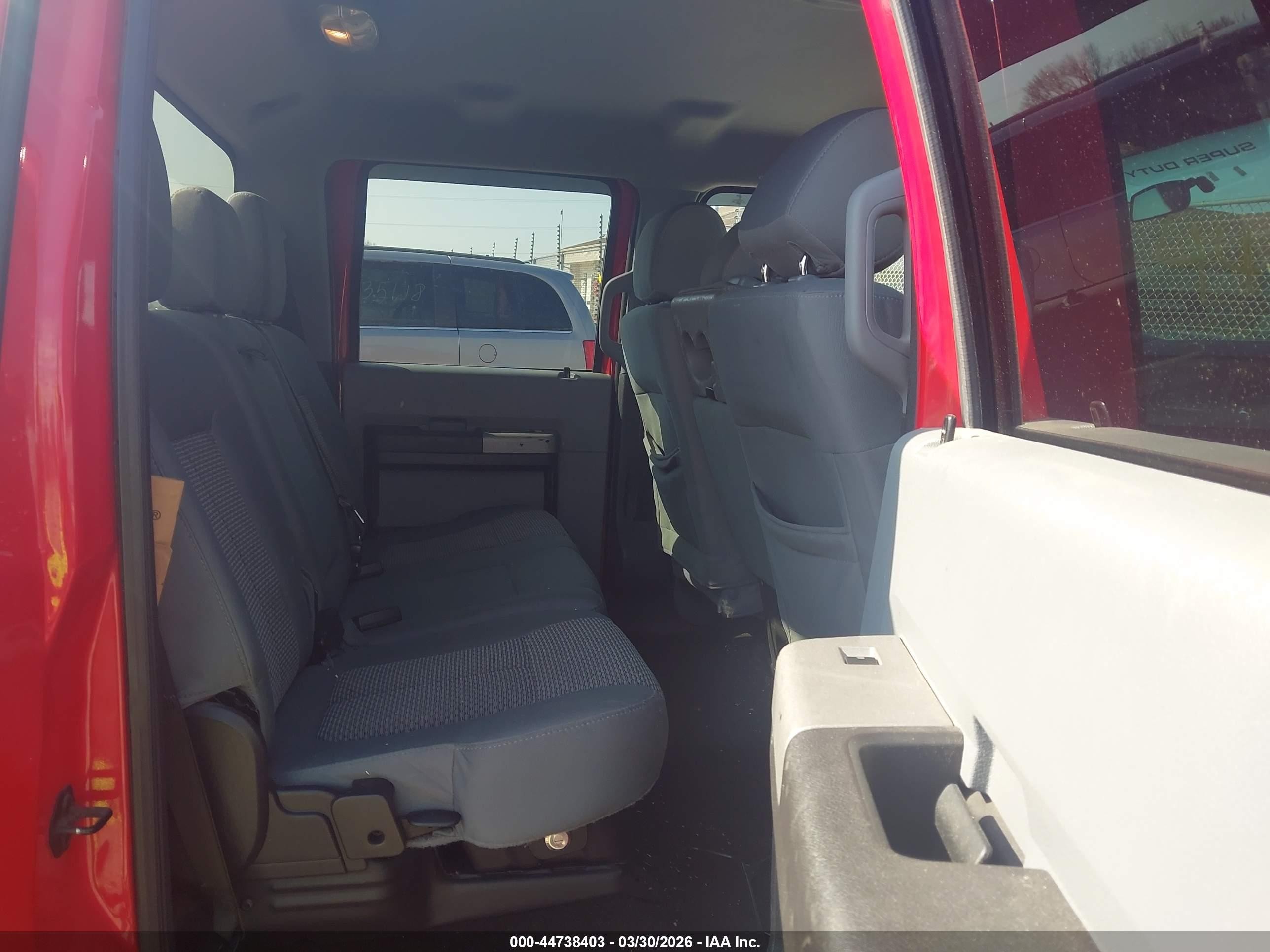2015 Ford F-250 Xlt Red vin: 1FT7W2B68FEB67616