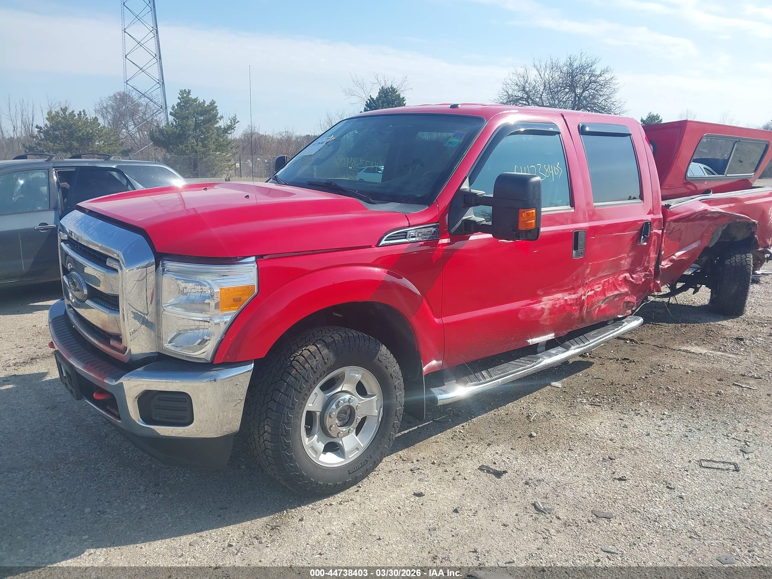 2015 Ford F-250 Xlt Red vin: 1FT7W2B68FEB67616
