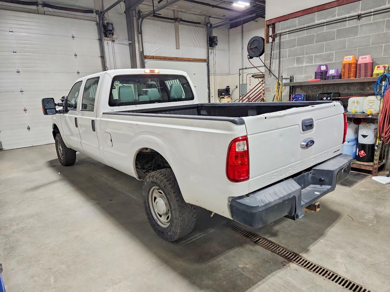 2015 Ford F250 Super Duty Белый vin: 1FT7W2B68FEC82703