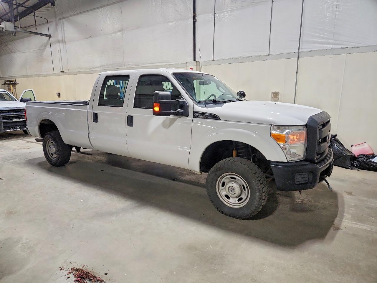 2015 Ford F250 Super Duty Белый vin: 1FT7W2B68FEC82703