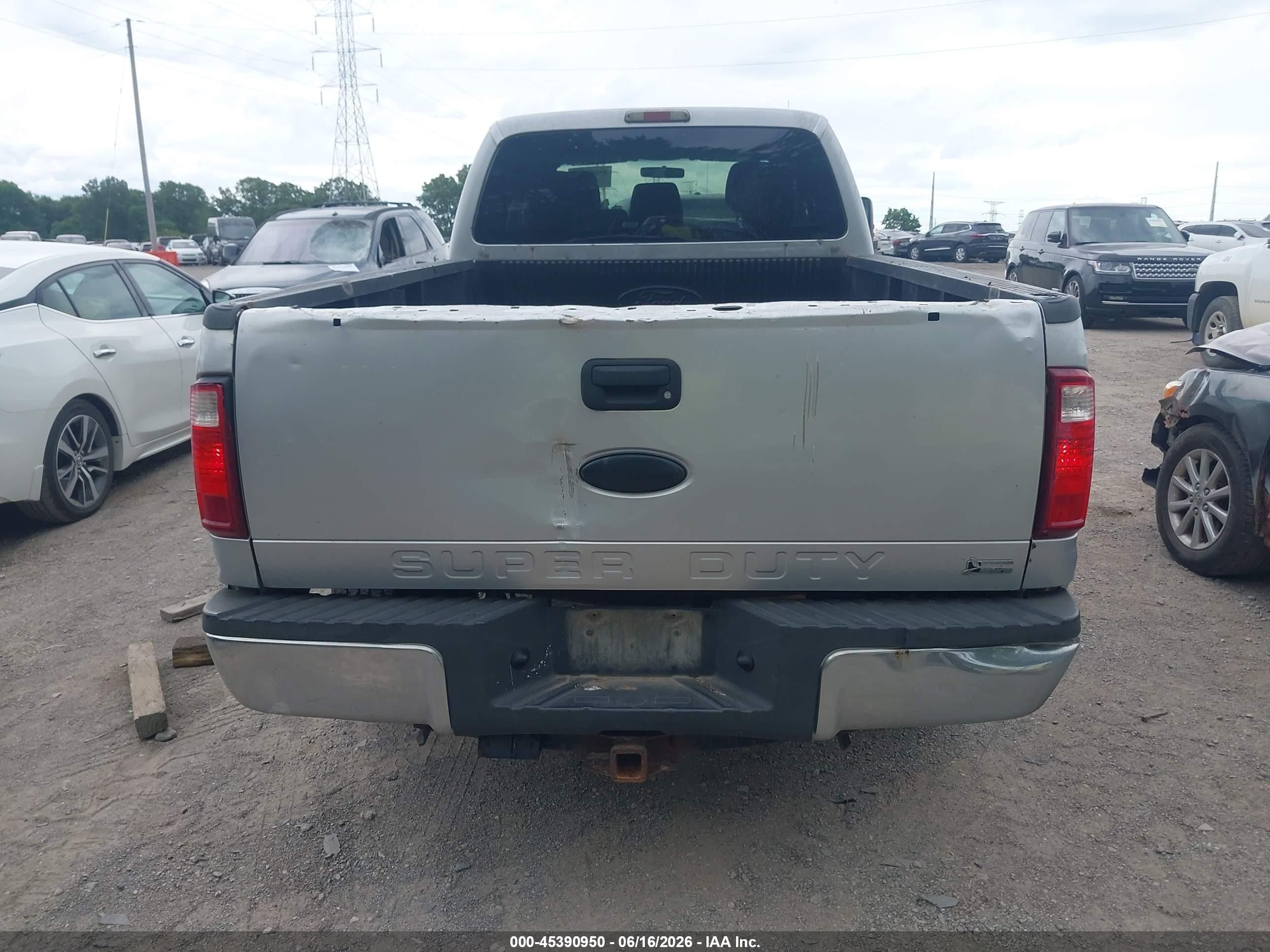 2011 Ford Super Duty F-250 Srw King Ranch/lariat/xl/xlt Silver vin: 1FT7W2B69BEC24092