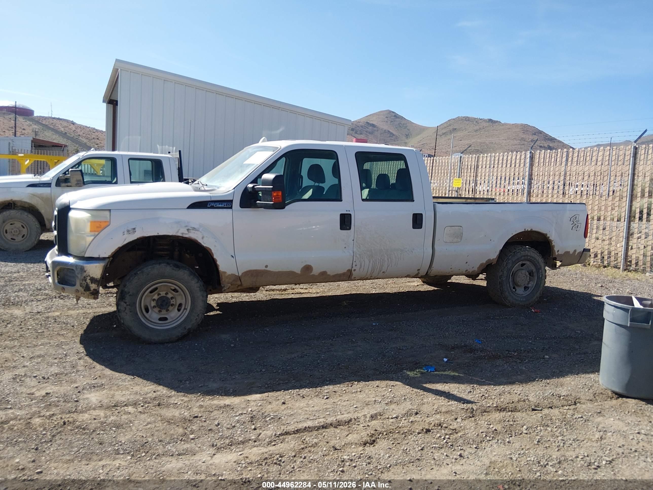 2011 Ford F-250 Xl White vin: 1FT7W2B69BEC69324