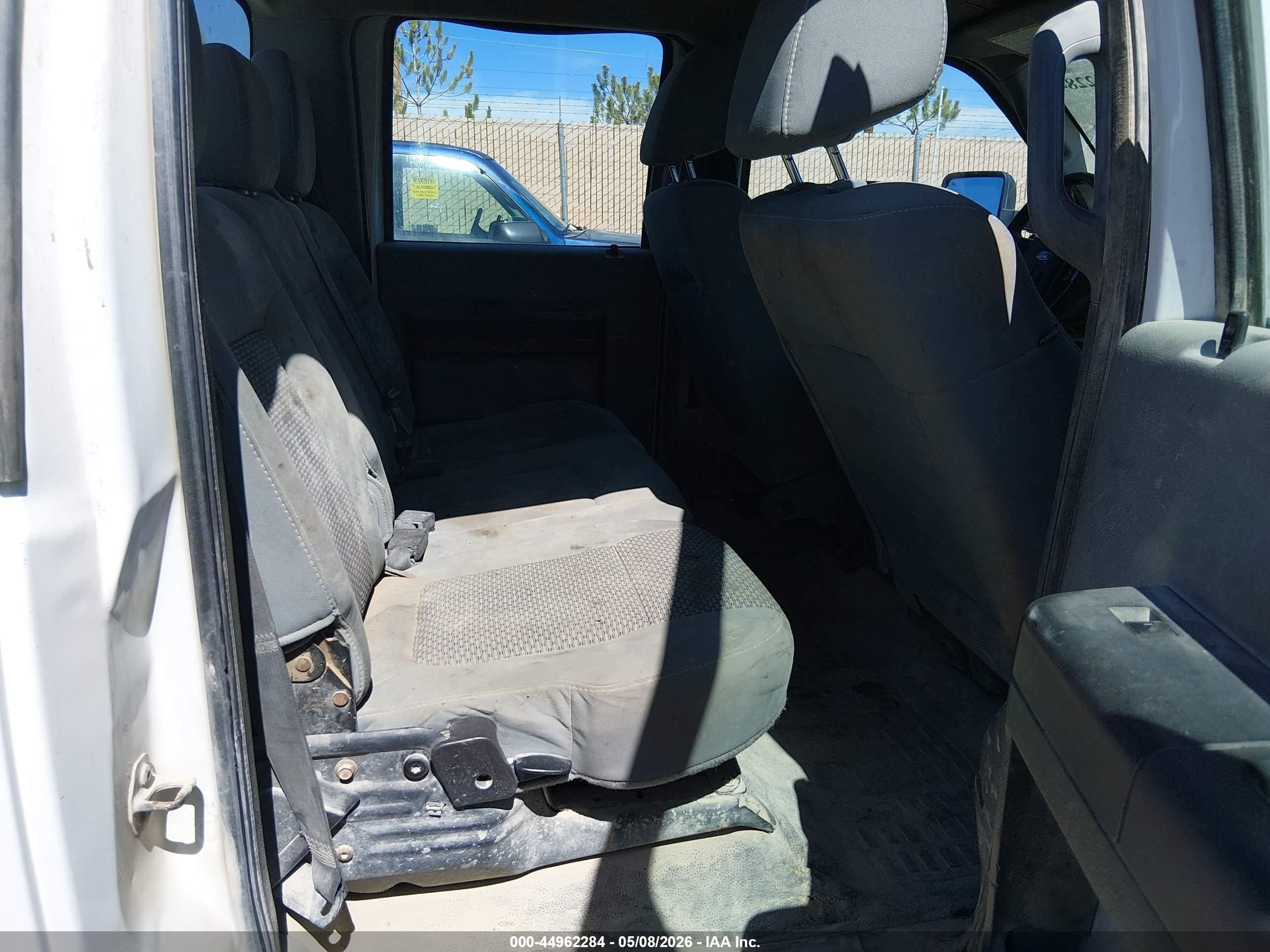 2011 Ford F-250 Xl White vin: 1FT7W2B69BEC69324