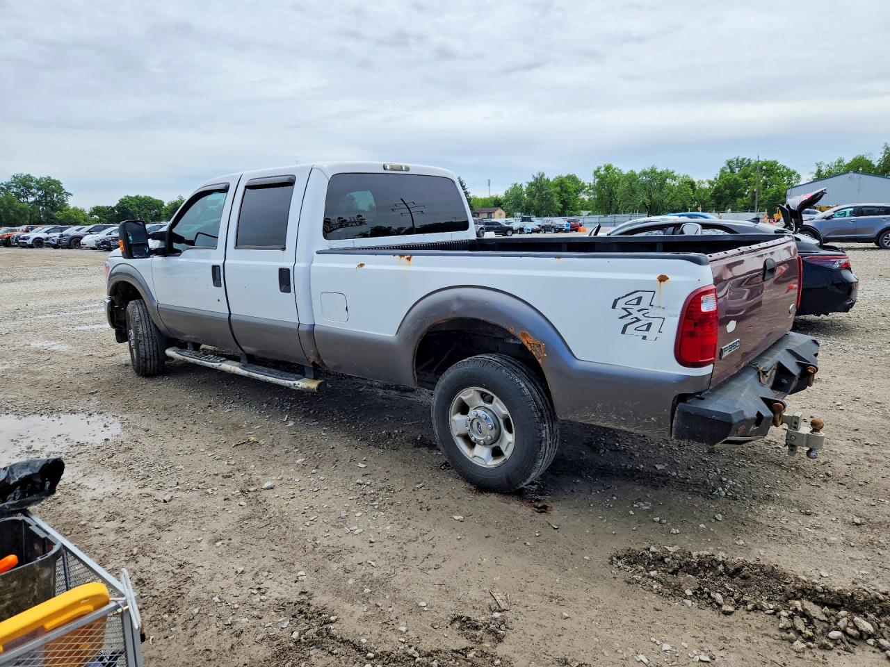 2012 Ford F250 Super Duty White vin: 1FT7W2B69CEB74666