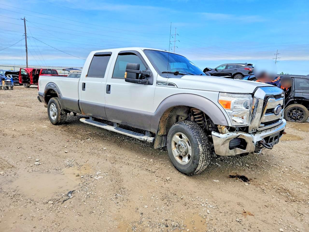 2012 Ford F250 Super Duty White vin: 1FT7W2B69CEB74666