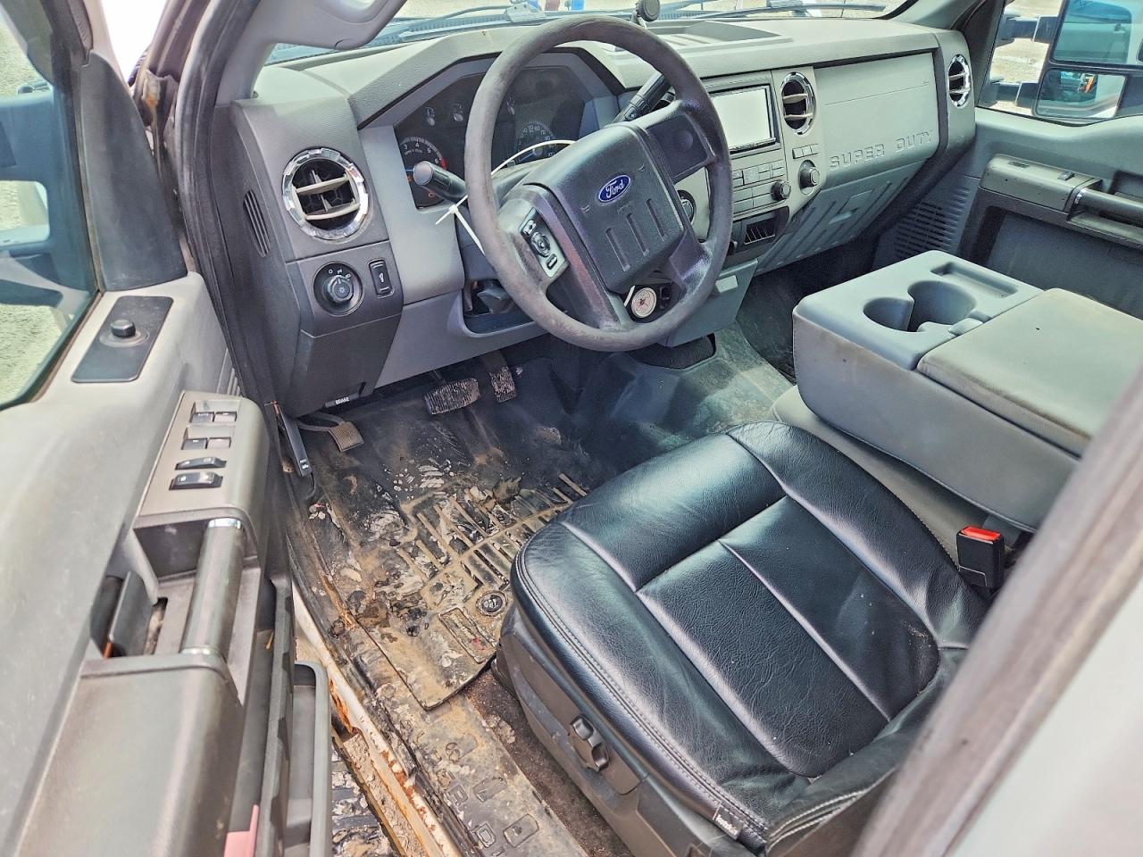 2012 Ford F250 Super Duty White vin: 1FT7W2B69CEB74666