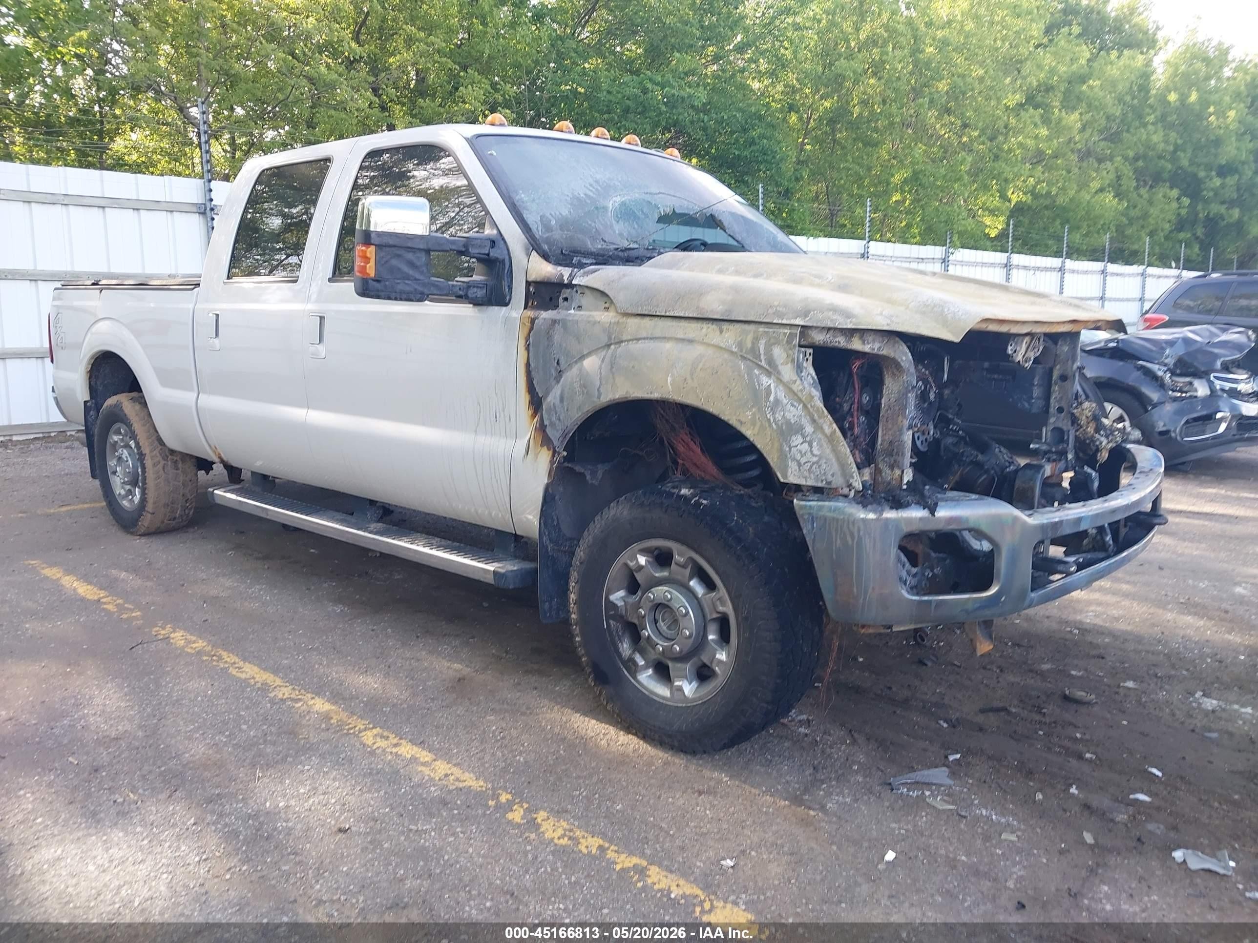 2012 Ford F-250 Lariat White vin: 1FT7W2B69CEC37586