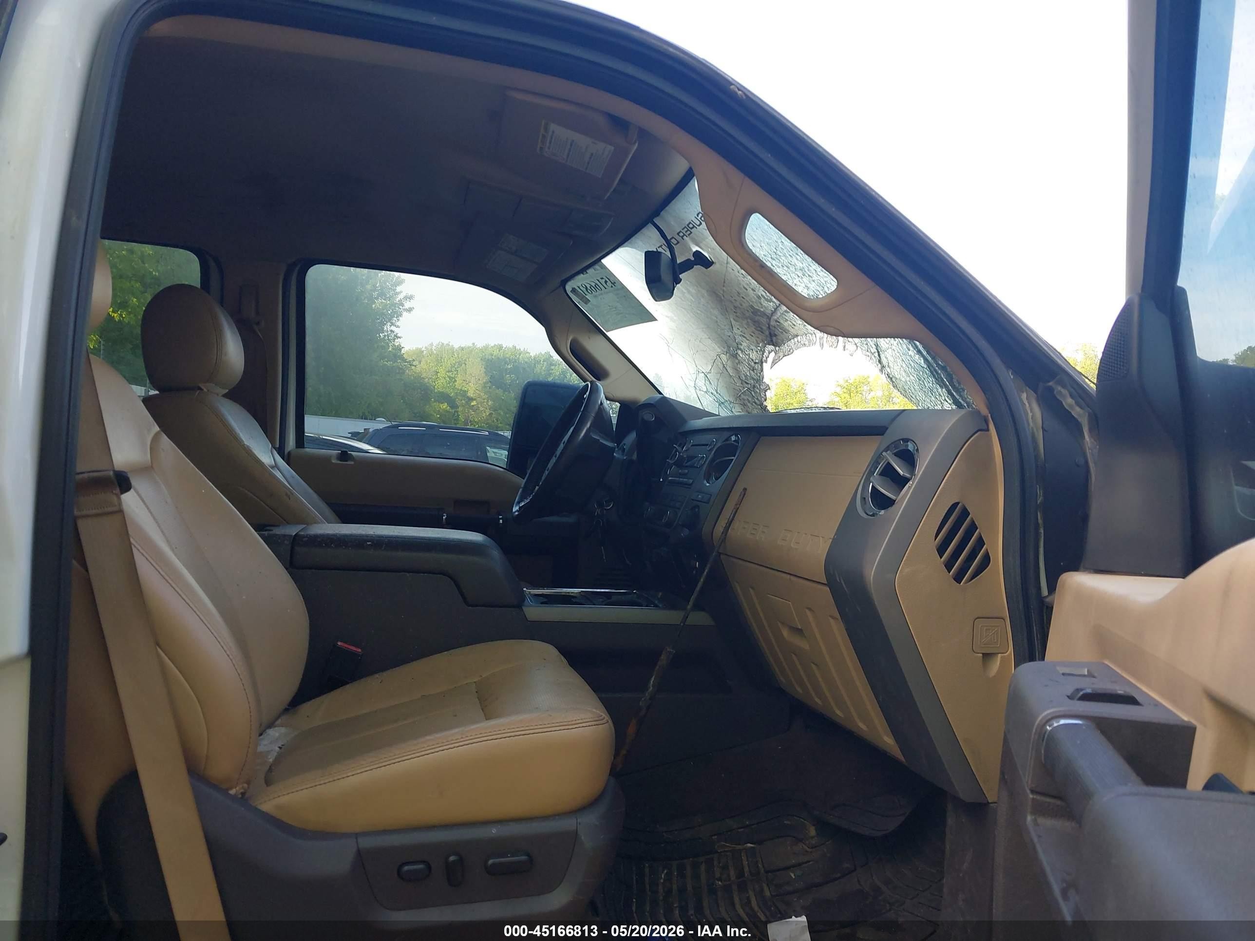 2012 Ford F-250 Lariat White vin: 1FT7W2B69CEC37586