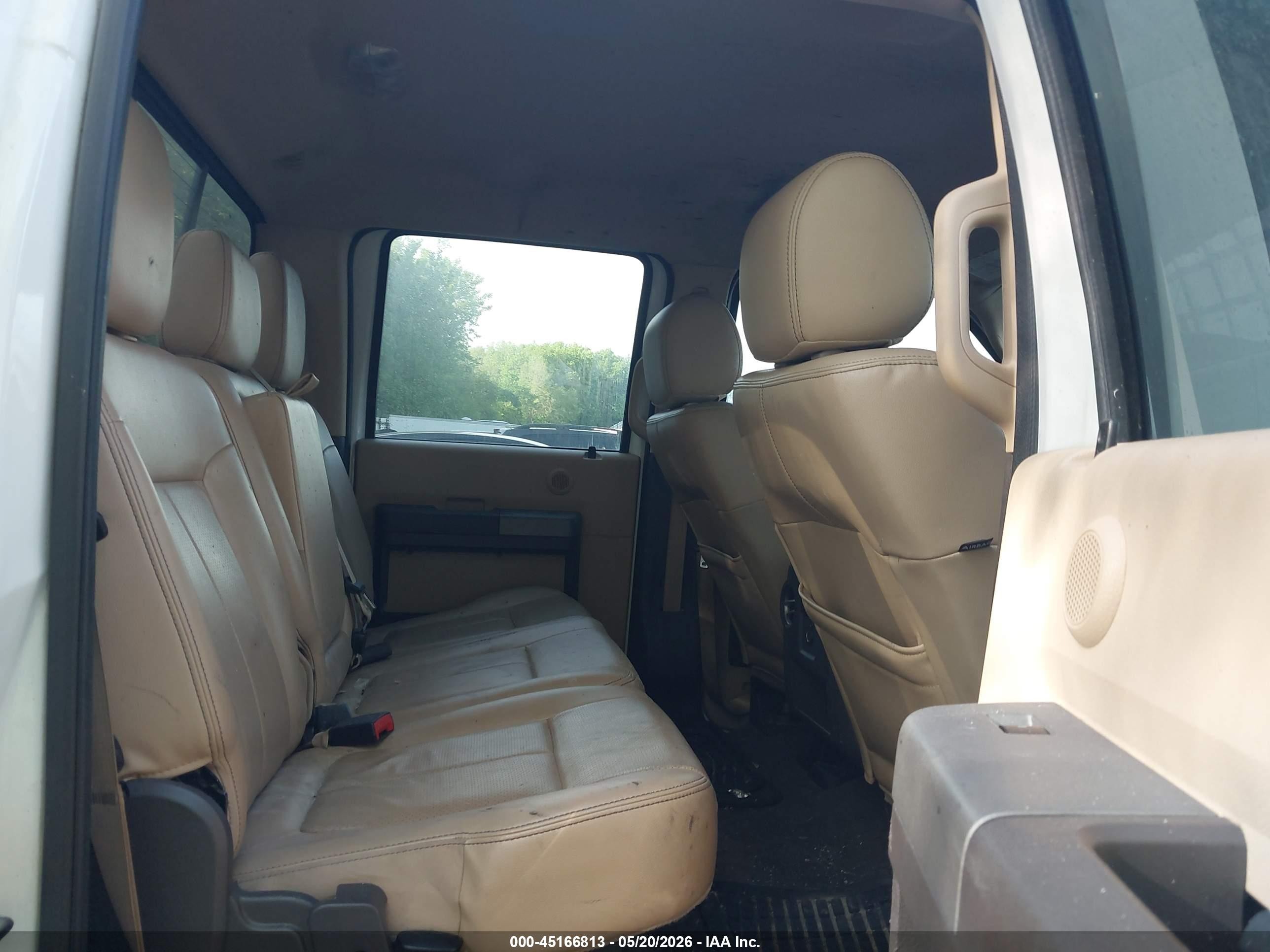 2012 Ford F-250 Lariat White vin: 1FT7W2B69CEC37586