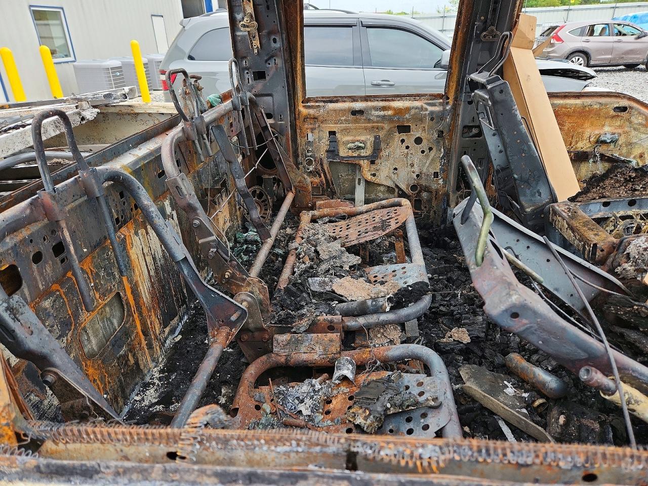 2013 Ford F250 Super Duty Burn vin: 1FT7W2B69DEB52670