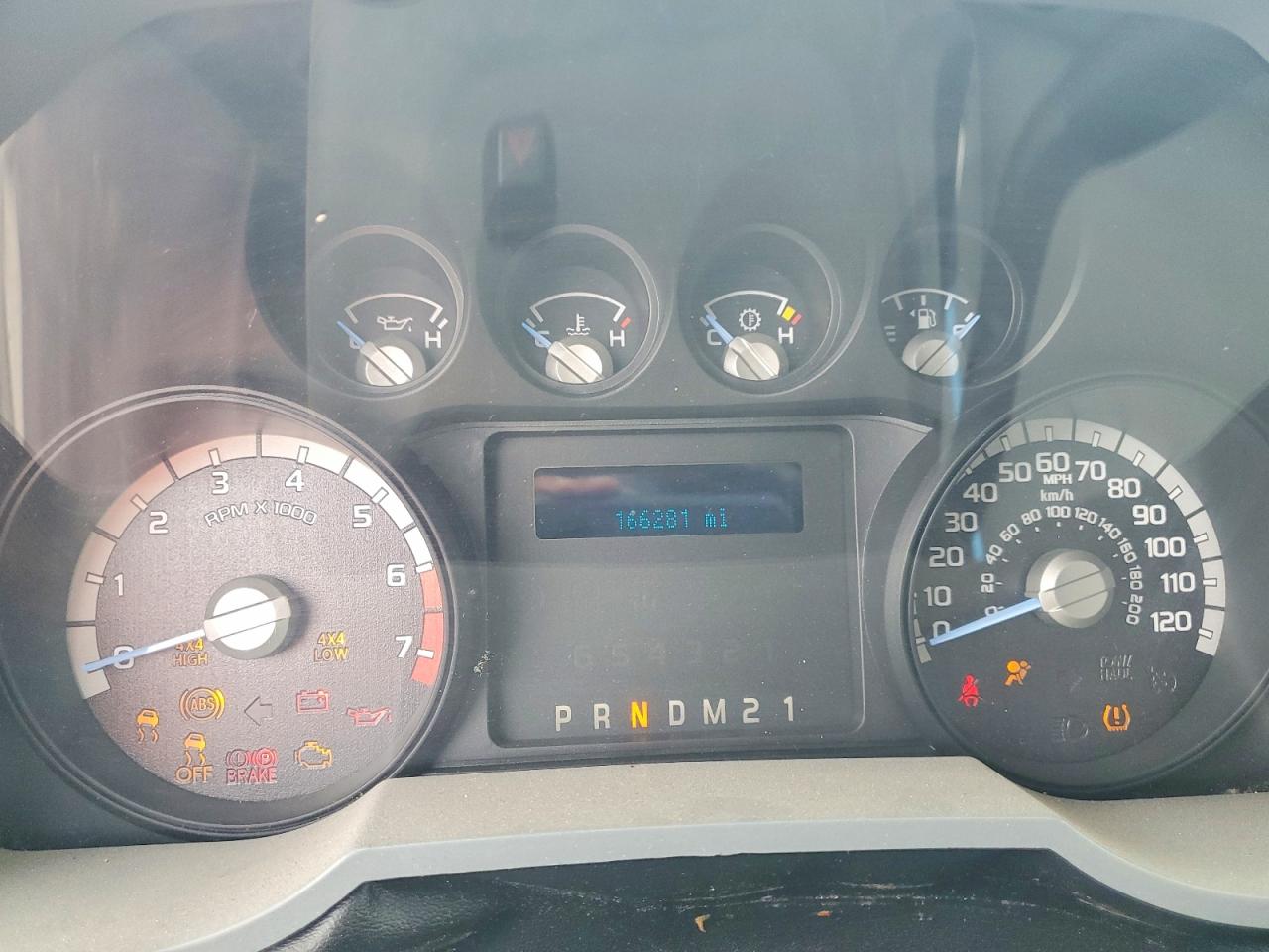 2014 Ford F250 Super Duty Silver vin: 1FT7W2B69EEA44888