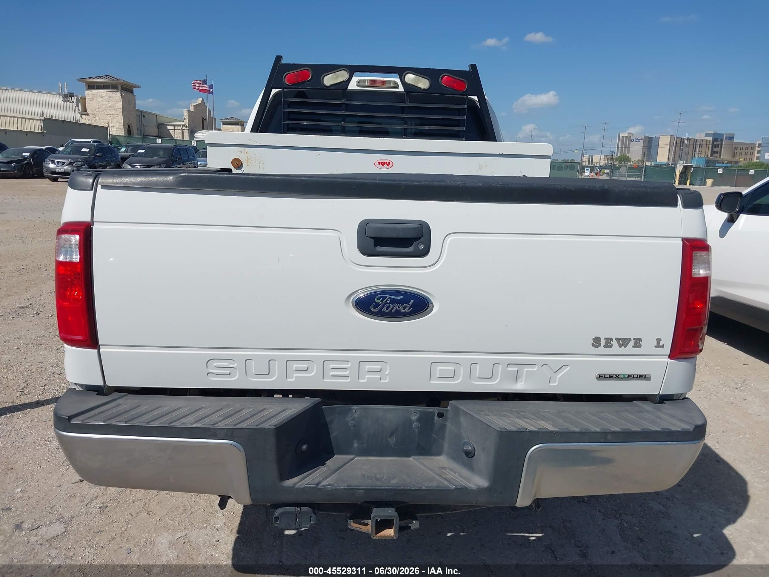 2015 Ford F-250 Lariat/xl/xlt White vin: 1FT7W2B69FEA39434