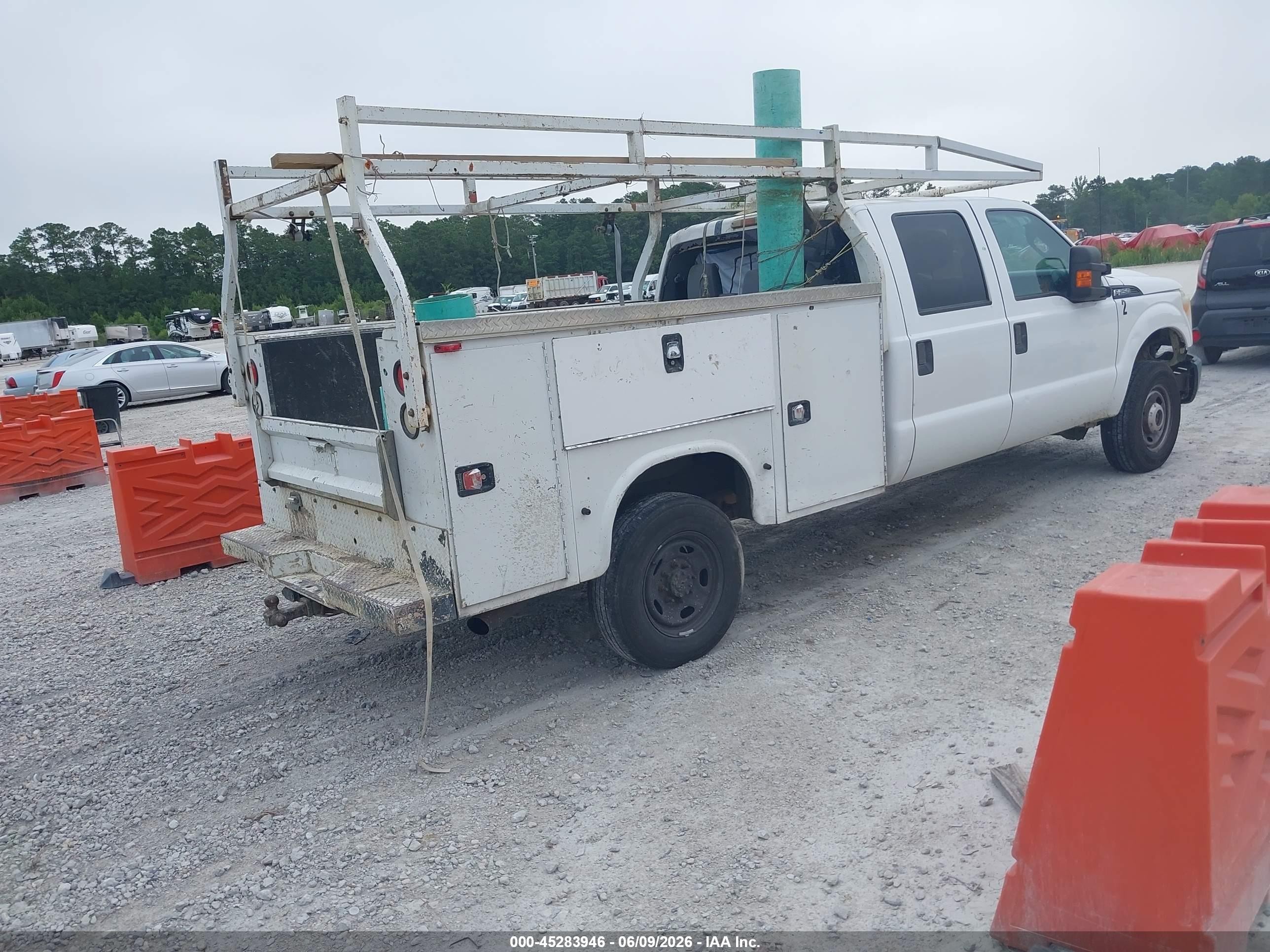 2015 Ford F-250 Xl White vin: 1FT7W2B69FEB07697