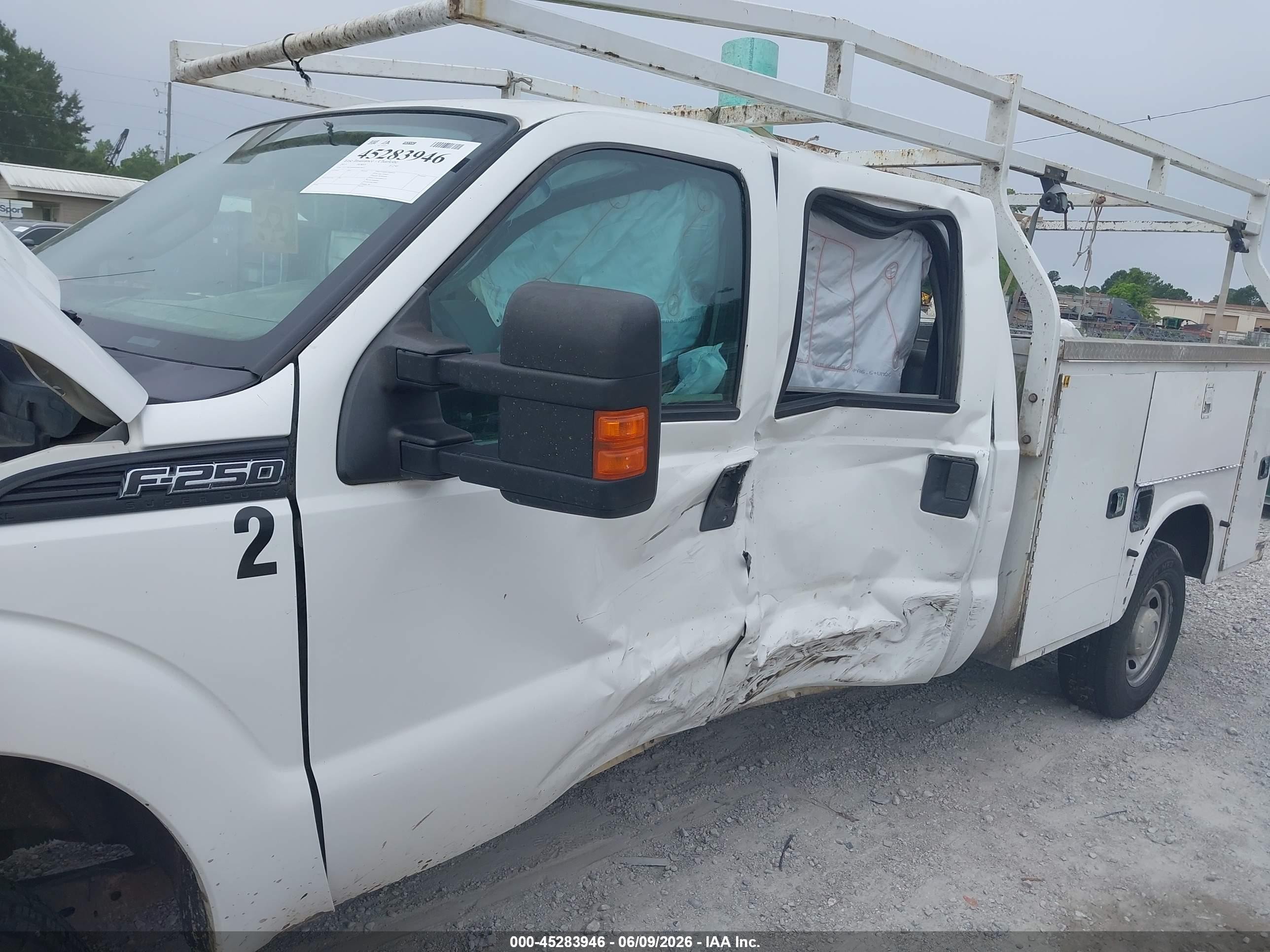2015 Ford F-250 Xl White vin: 1FT7W2B69FEB07697