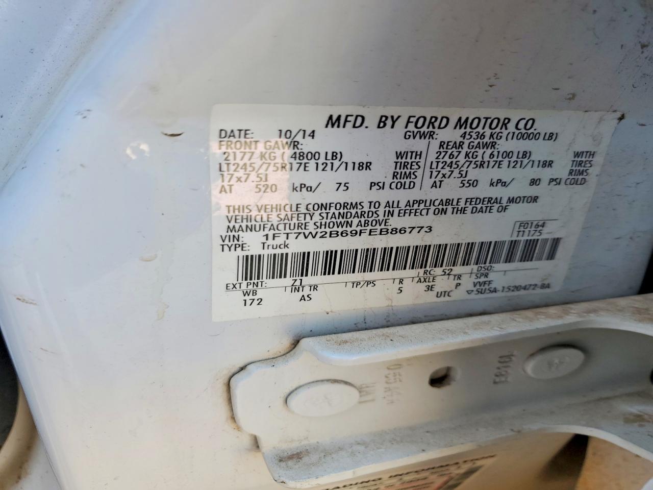 2015 Ford F250 Super Duty White vin: 1FT7W2B69FEB86773