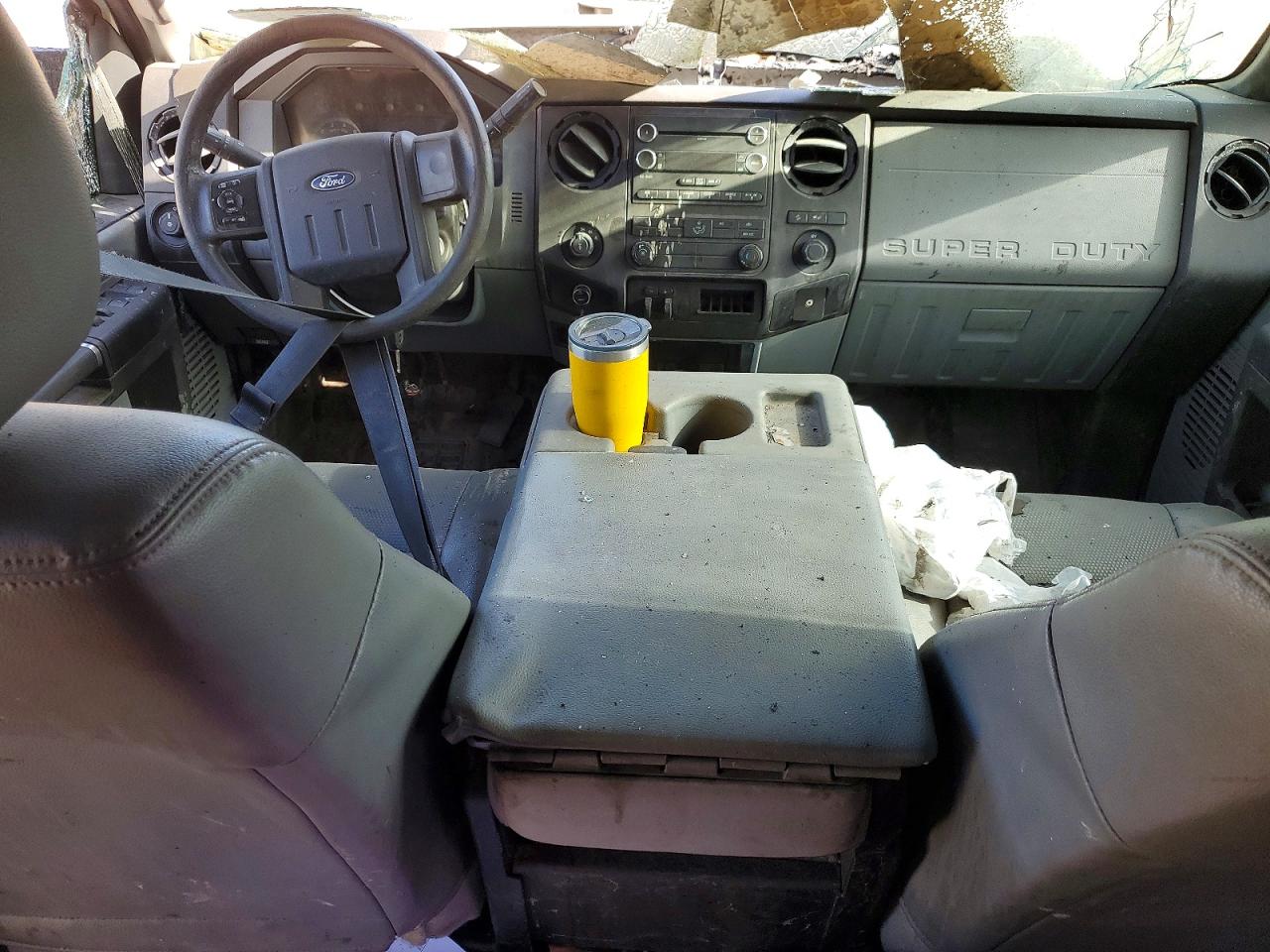 2015 Ford F250 Super Duty White vin: 1FT7W2B69FEB86773