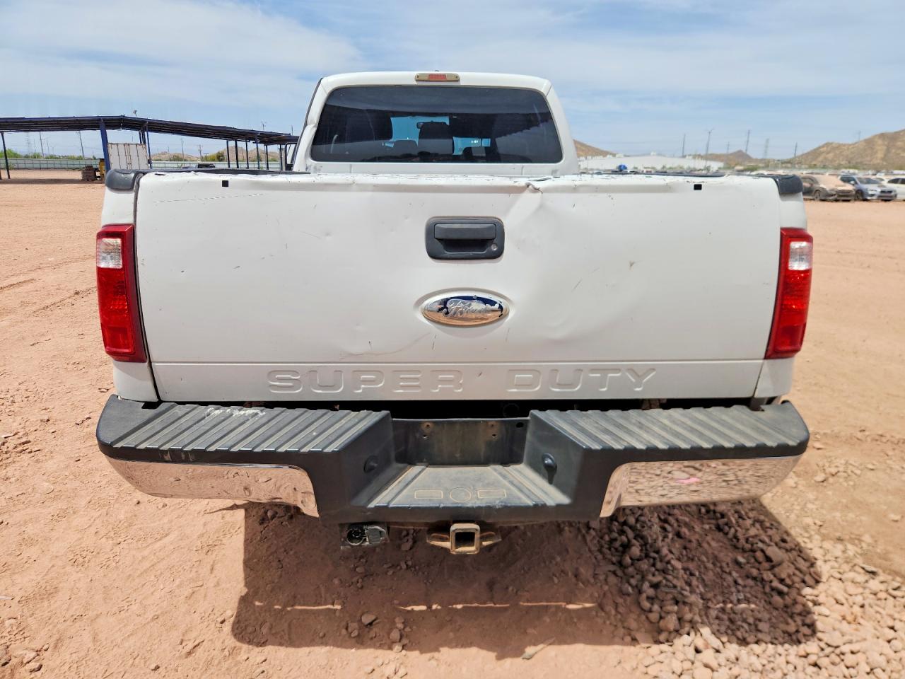 2012 Ford F250 Super Duty White vin: 1FT7W2B6XCEB92187