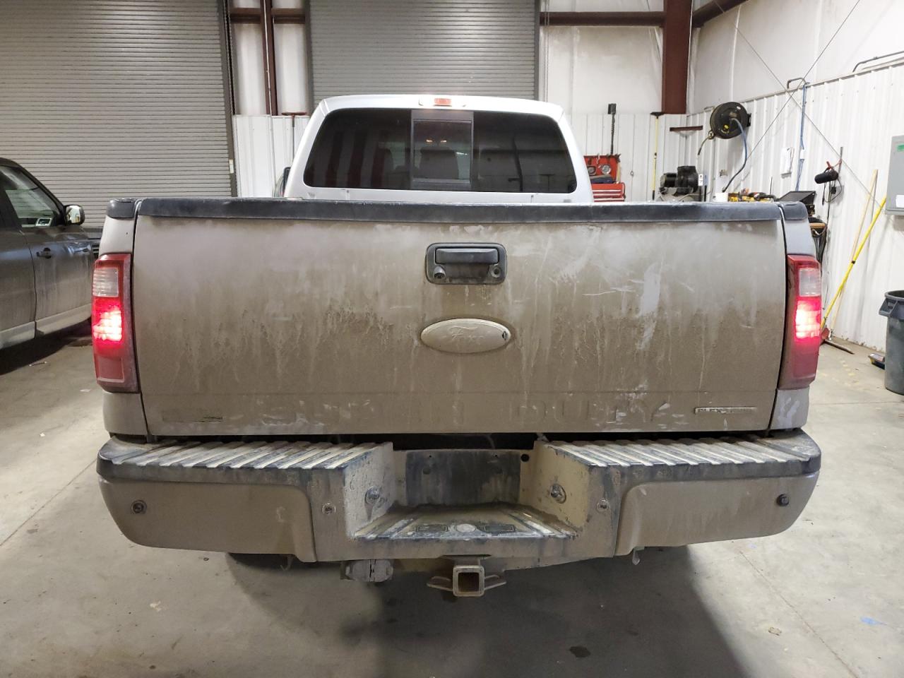 2012 Ford F250 Super Duty Silver vin: 1FT7W2B6XCEC38892